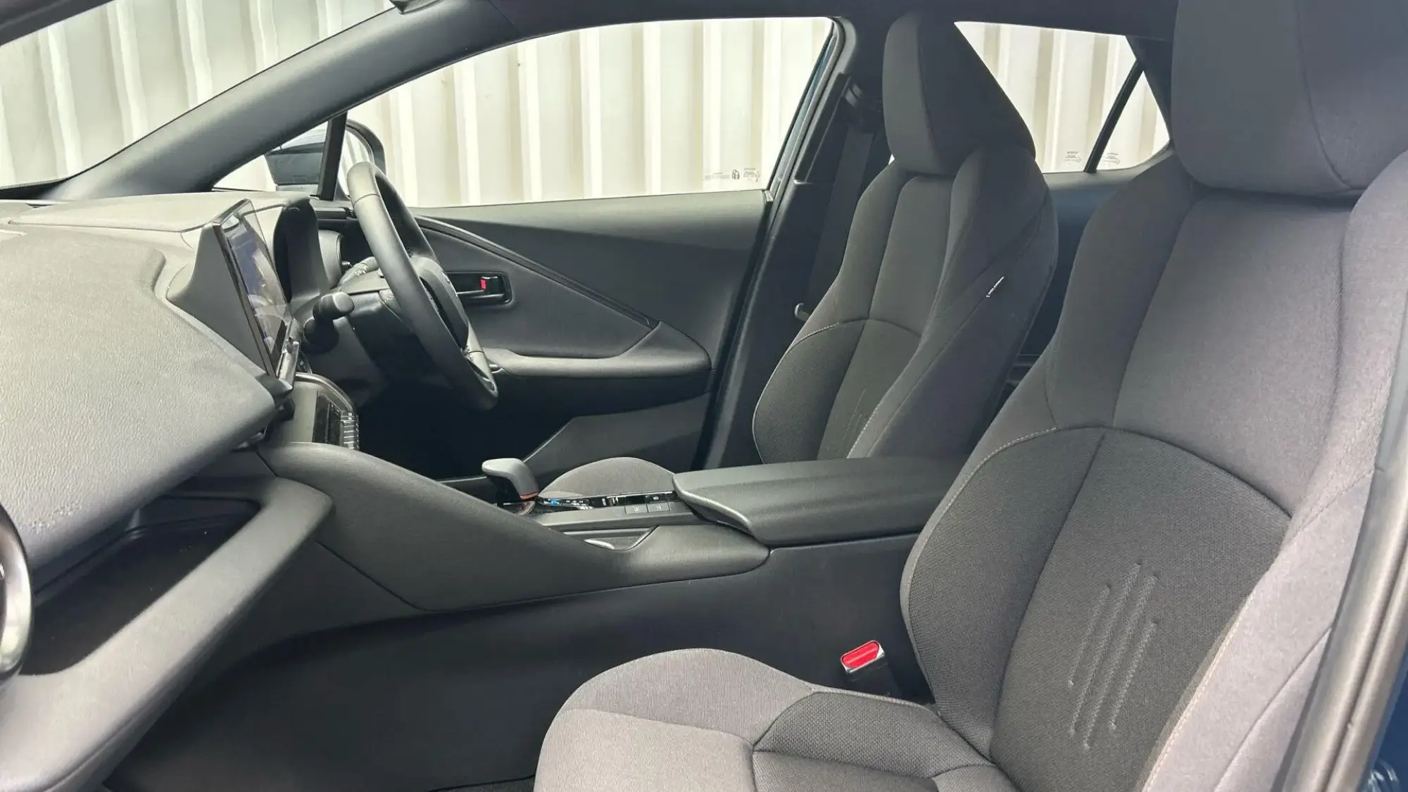 Toyota C-HR Plug-in Hybrid Image 13