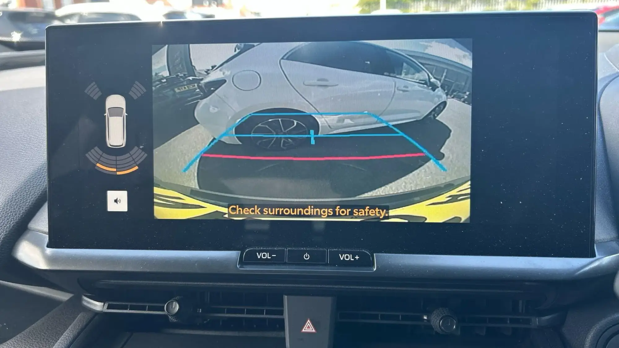 Toyota C-HR Plug-in Hybrid Image 21