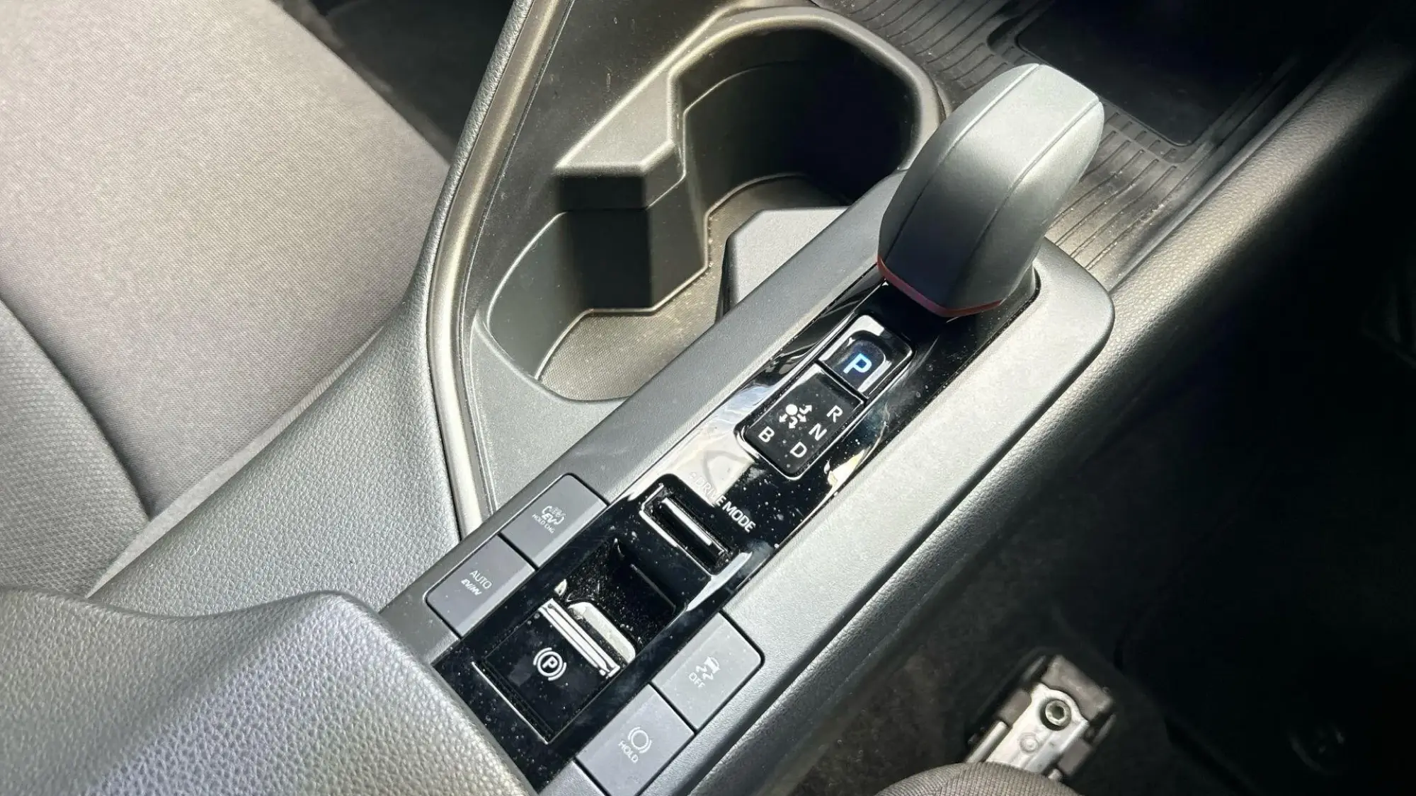 Toyota C-HR Plug-in Hybrid Image 33