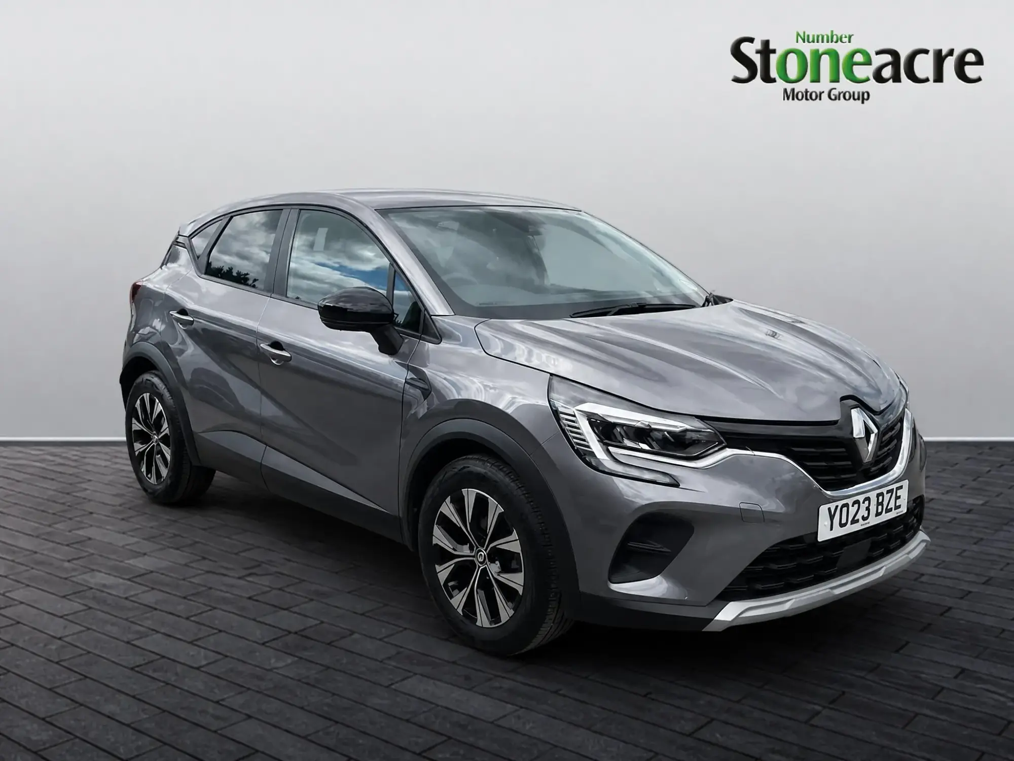 Renault Captur Image 1 Renault Captur Image 1