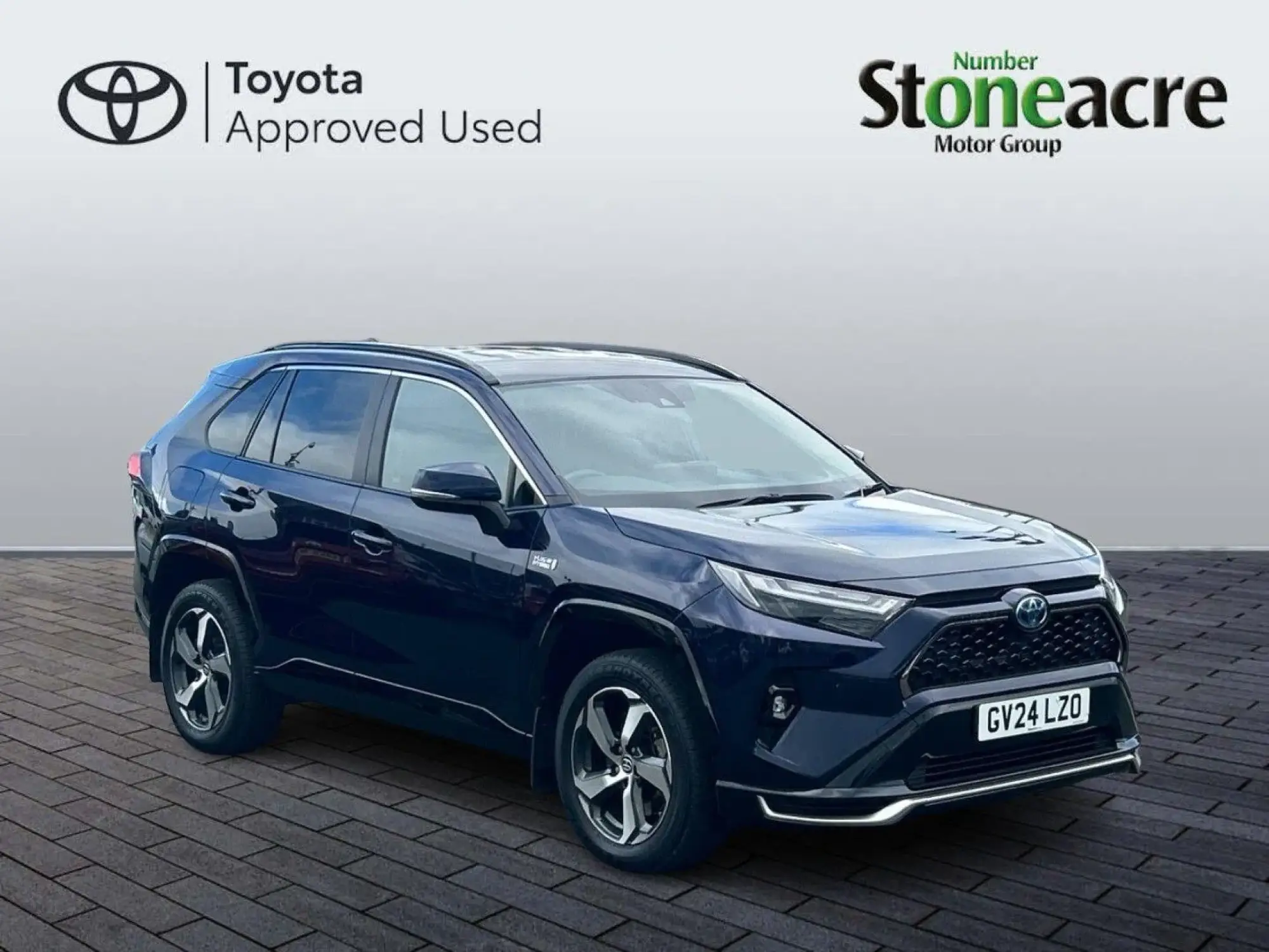 Toyota RAV4 Plug-in Hybrid Image 1