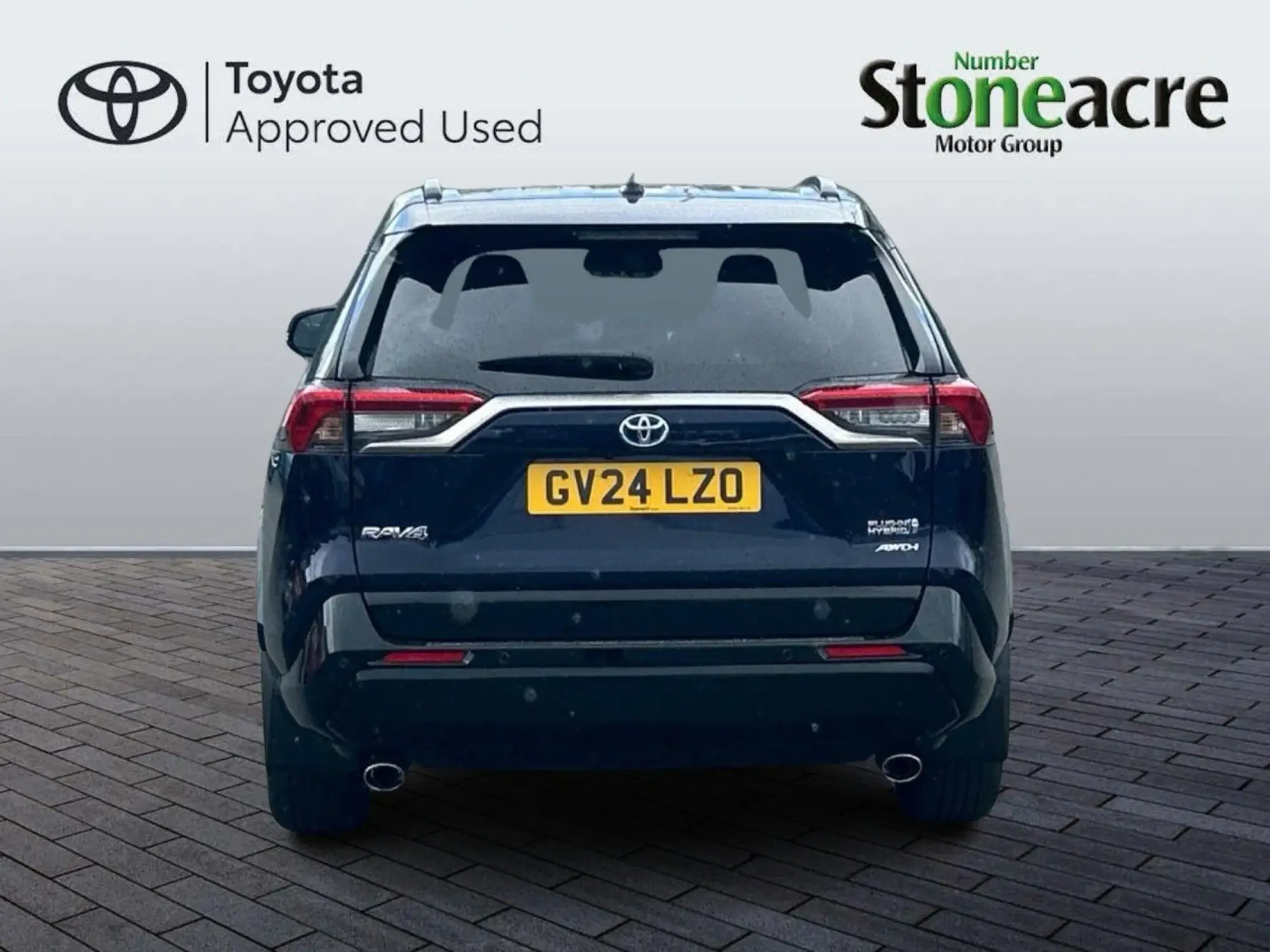 Toyota RAV4 Plug-in Hybrid Image 4