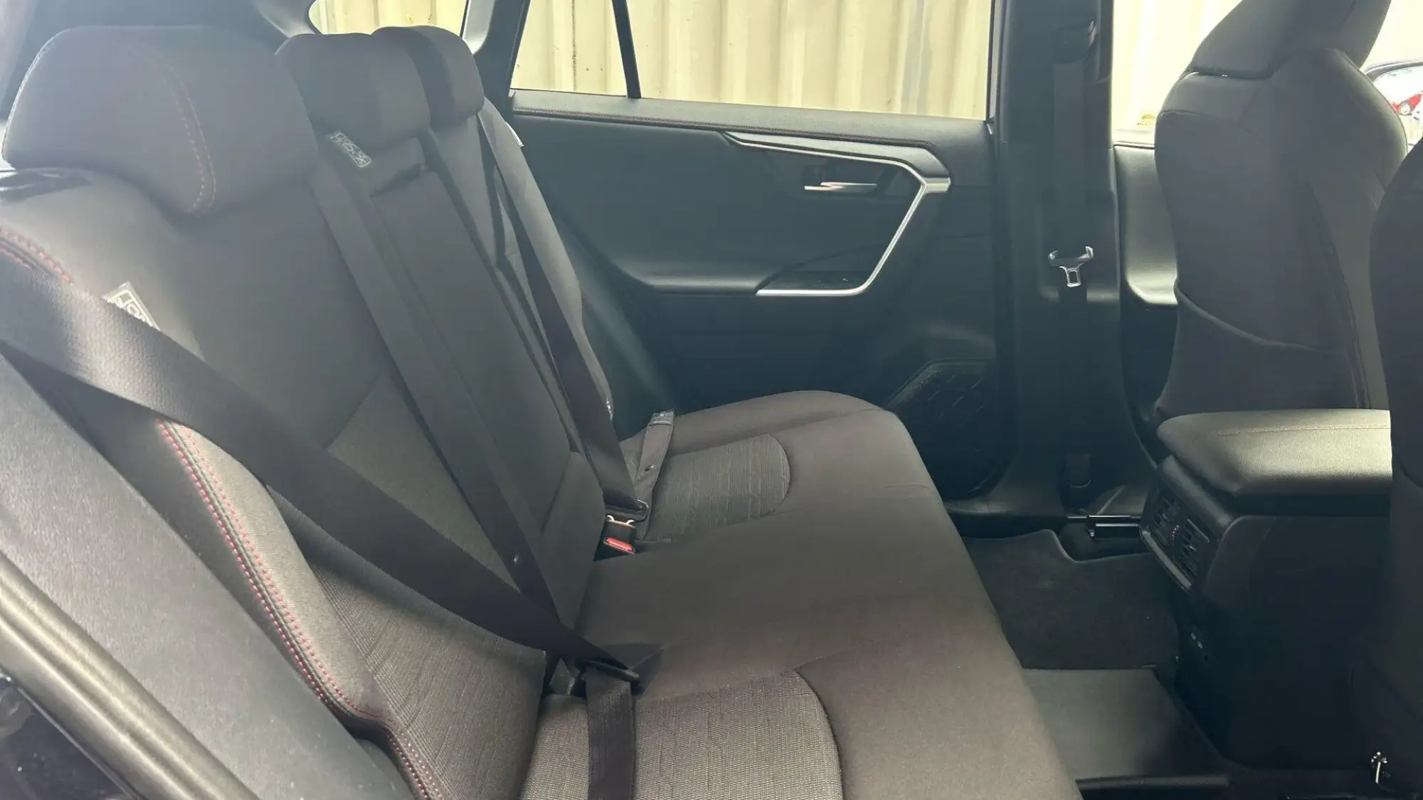 Toyota RAV4 Plug-in Hybrid Image 14