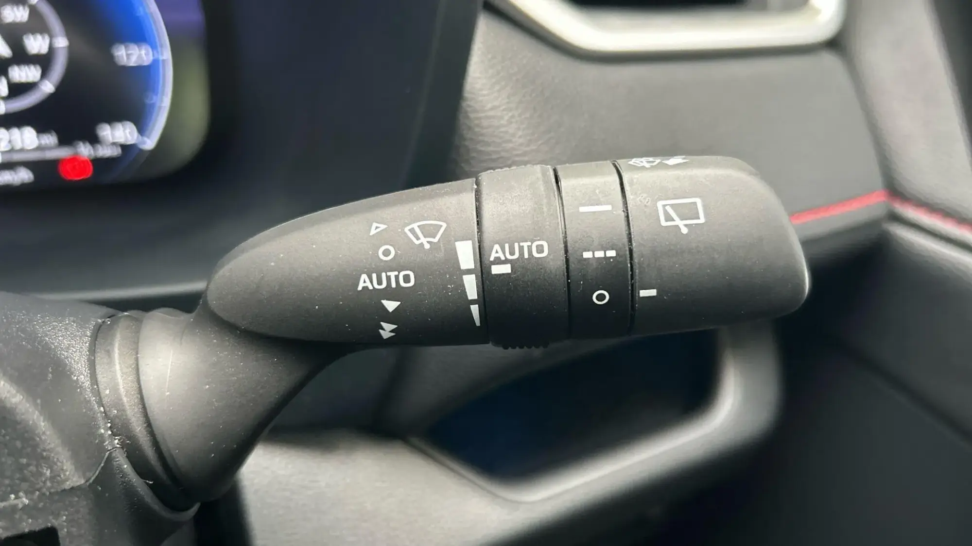 Toyota RAV4 Plug-in Hybrid Image 37