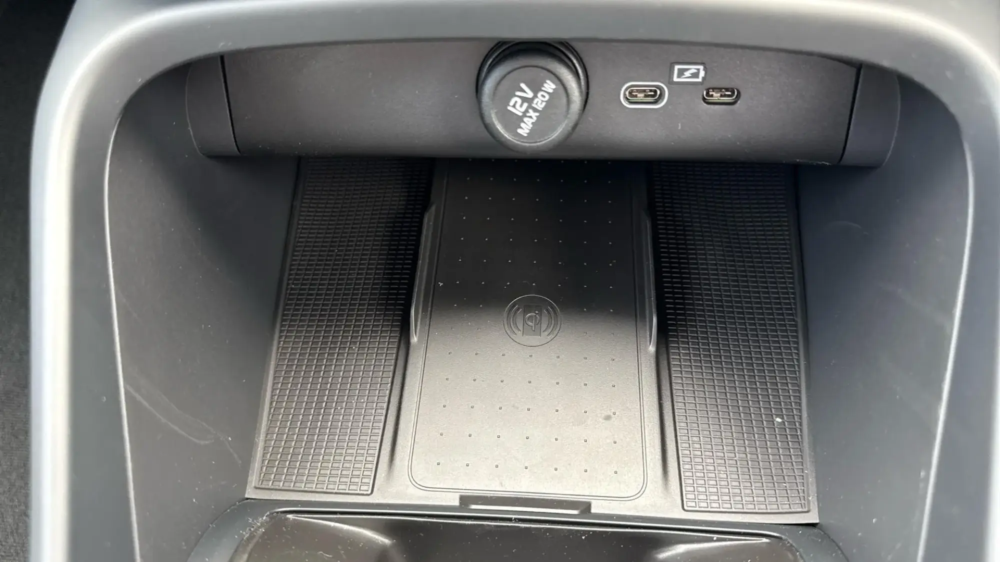 Volvo XC40 Image 28 Volvo XC40 Image 28