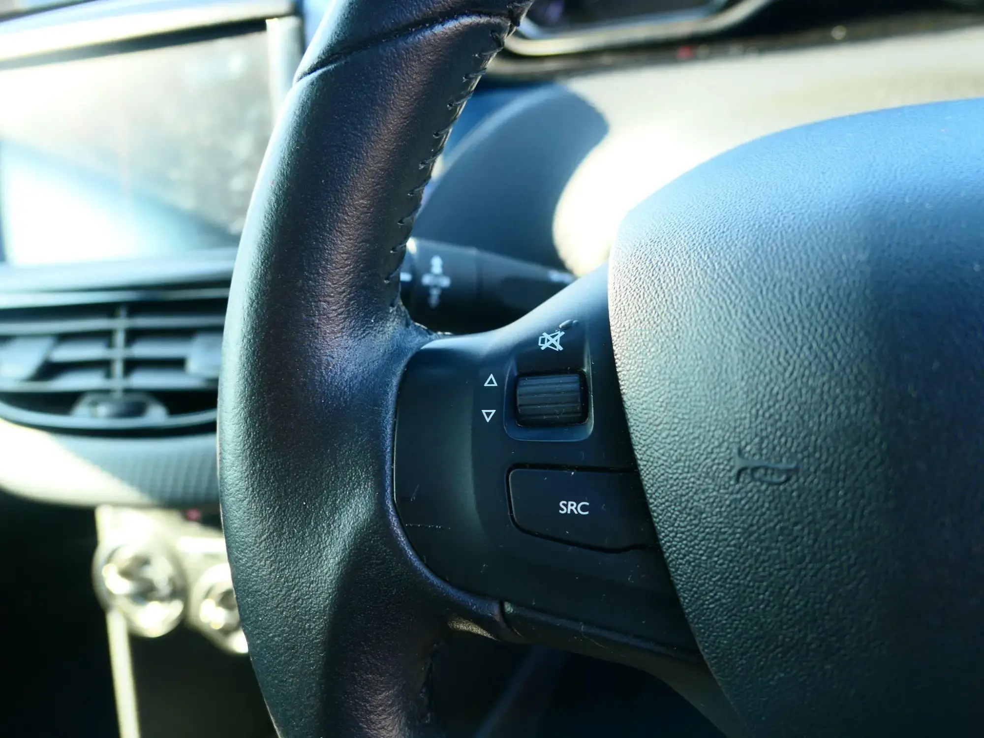 Peugeot 2008 Image 14