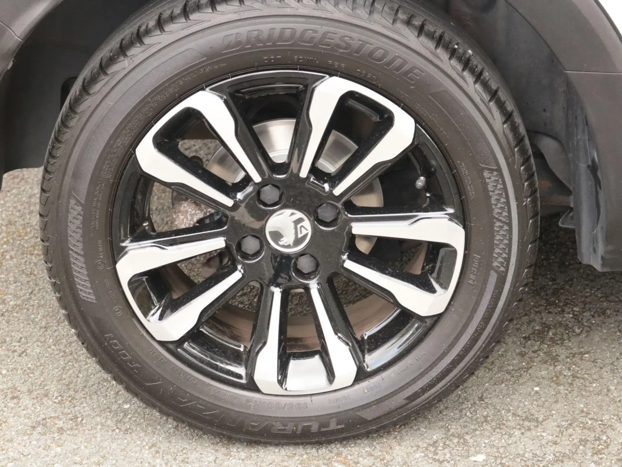 Vauxhall Crossland Image 9