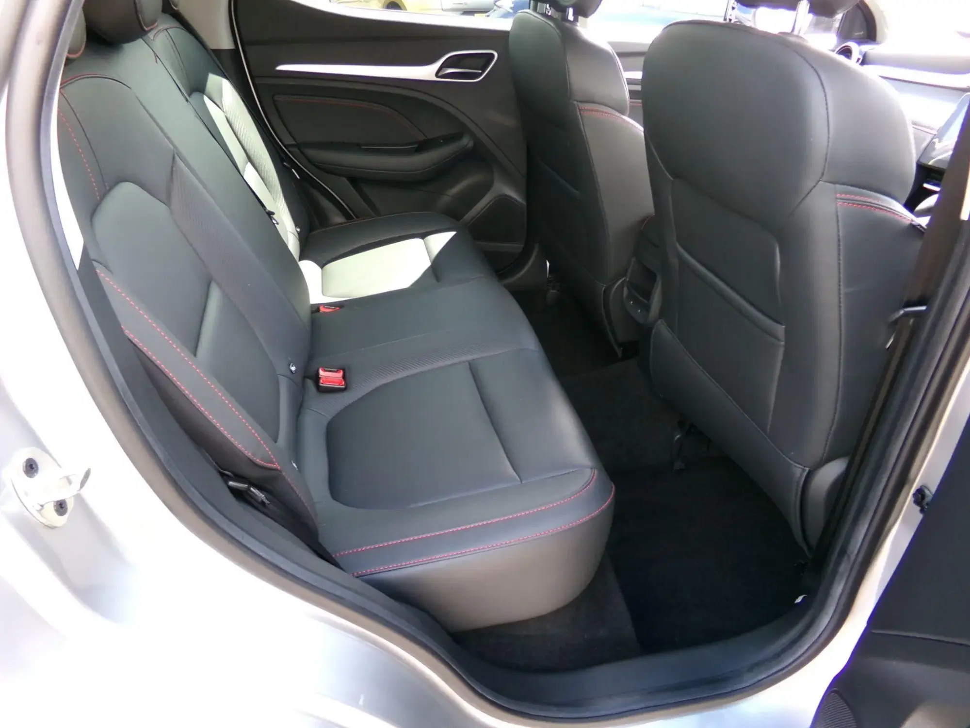 MG ZS Image 15 MG ZS Image 15