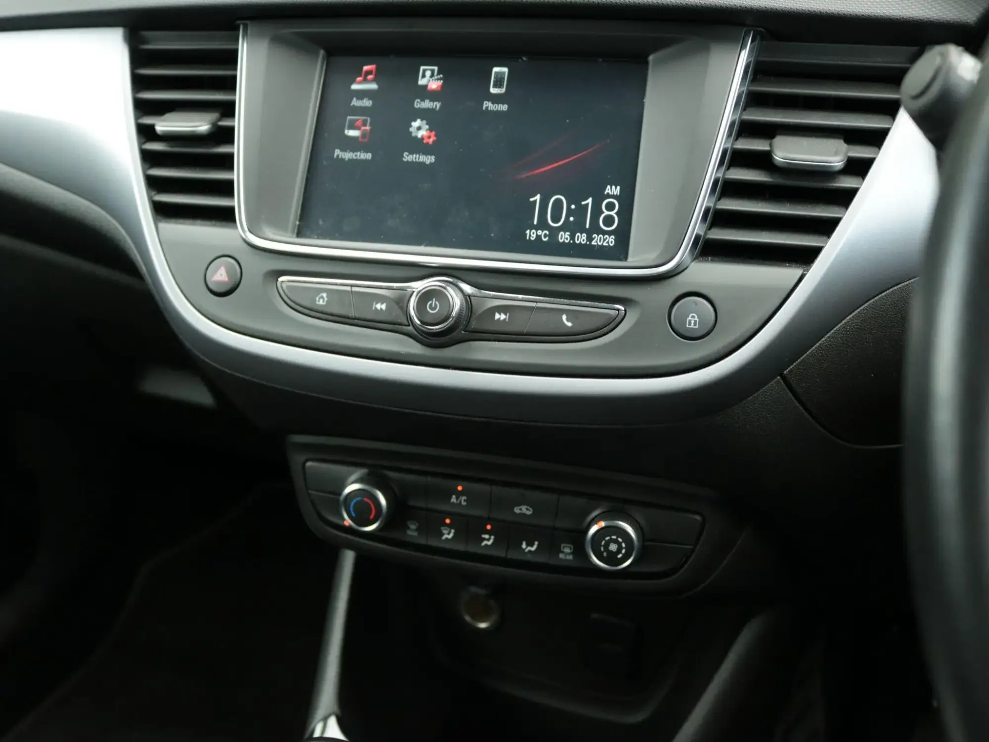 Vauxhall Crossland Image 16