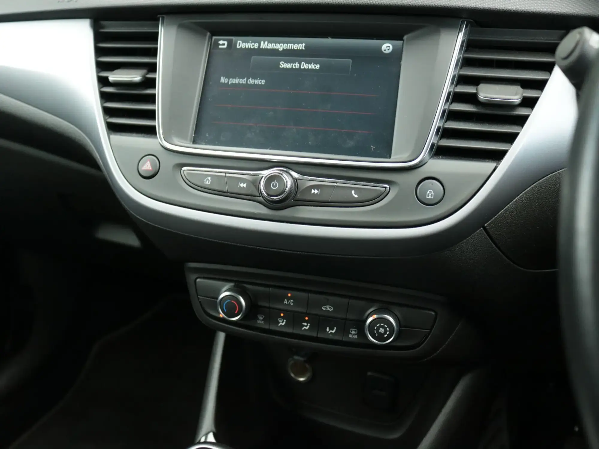 Vauxhall Crossland Image 17
