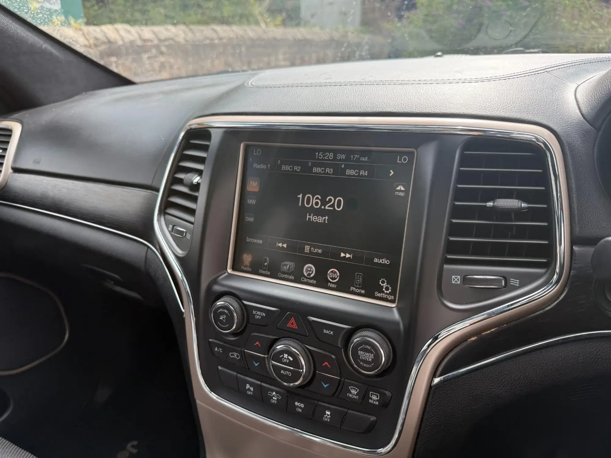 Jeep Grand Cherokee Image 19 Jeep Grand Cherokee Image 19