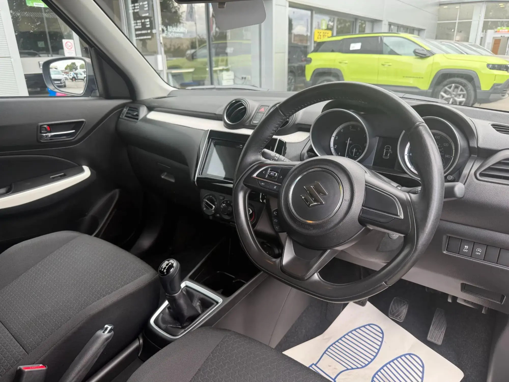 Suzuki Swift Image 17 Suzuki Swift Image 17