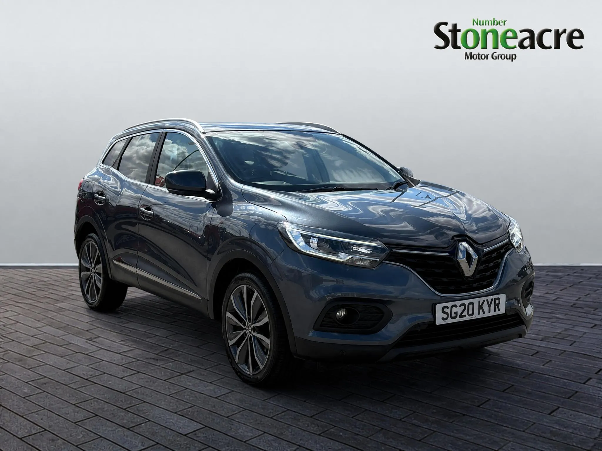 Renault Kadjar listing photo
