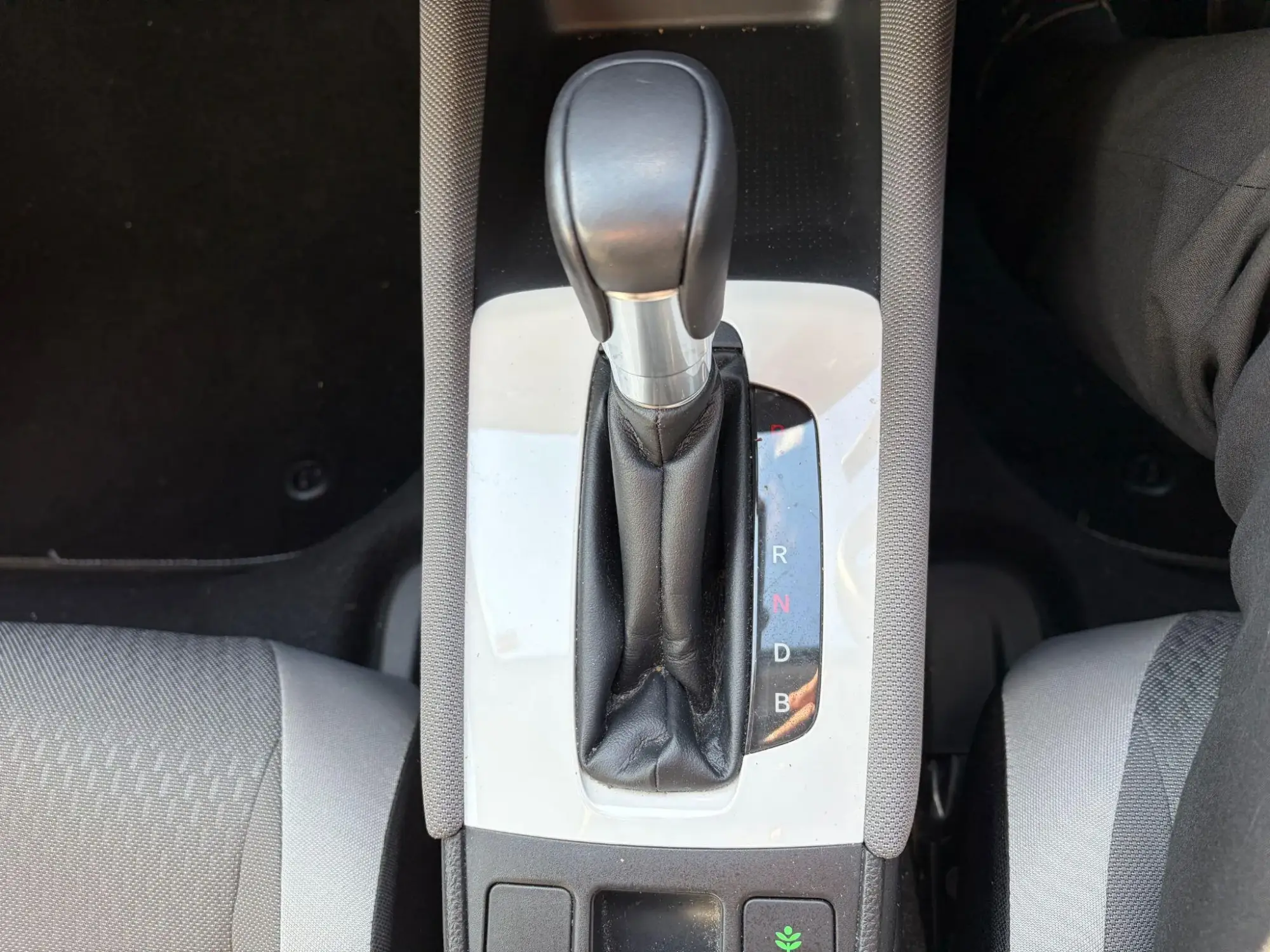 Honda Jazz Hybrid Image 11 Honda Jazz Hybrid Image 11