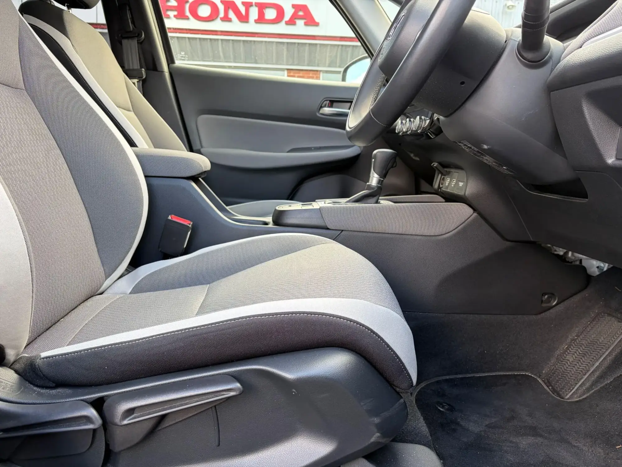 Honda Jazz Hybrid Image 12 Honda Jazz Hybrid Image 12