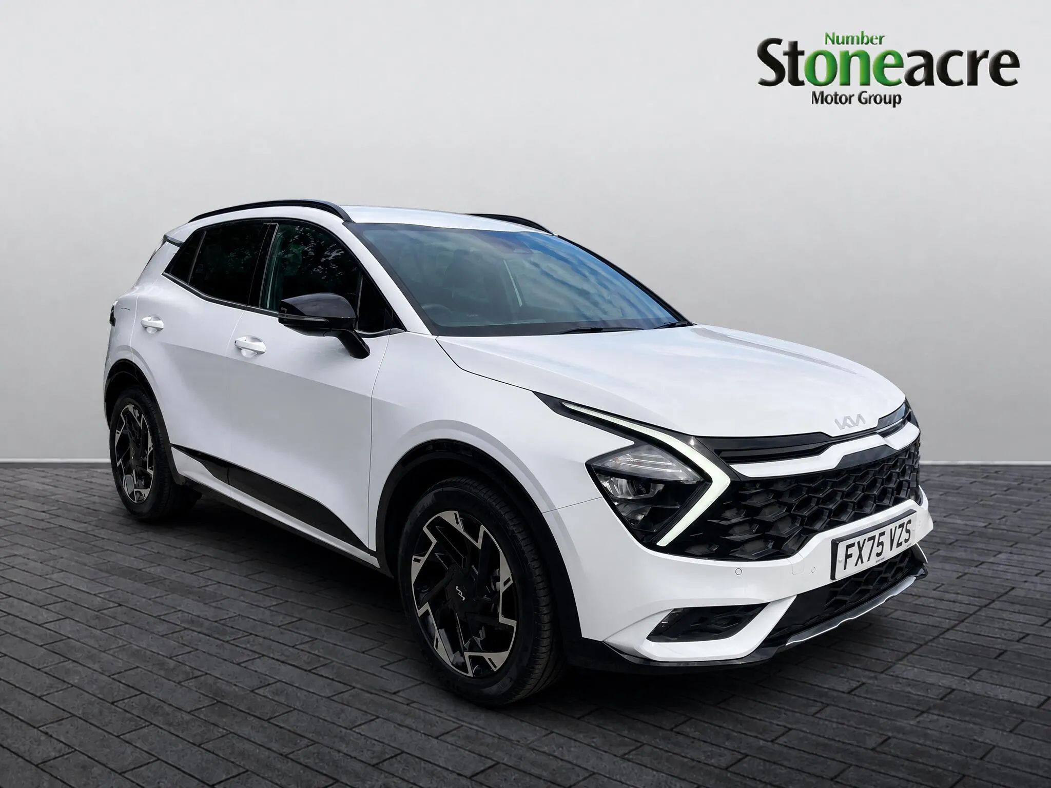 Kia Sportage Plug-In Hybrid listing photo