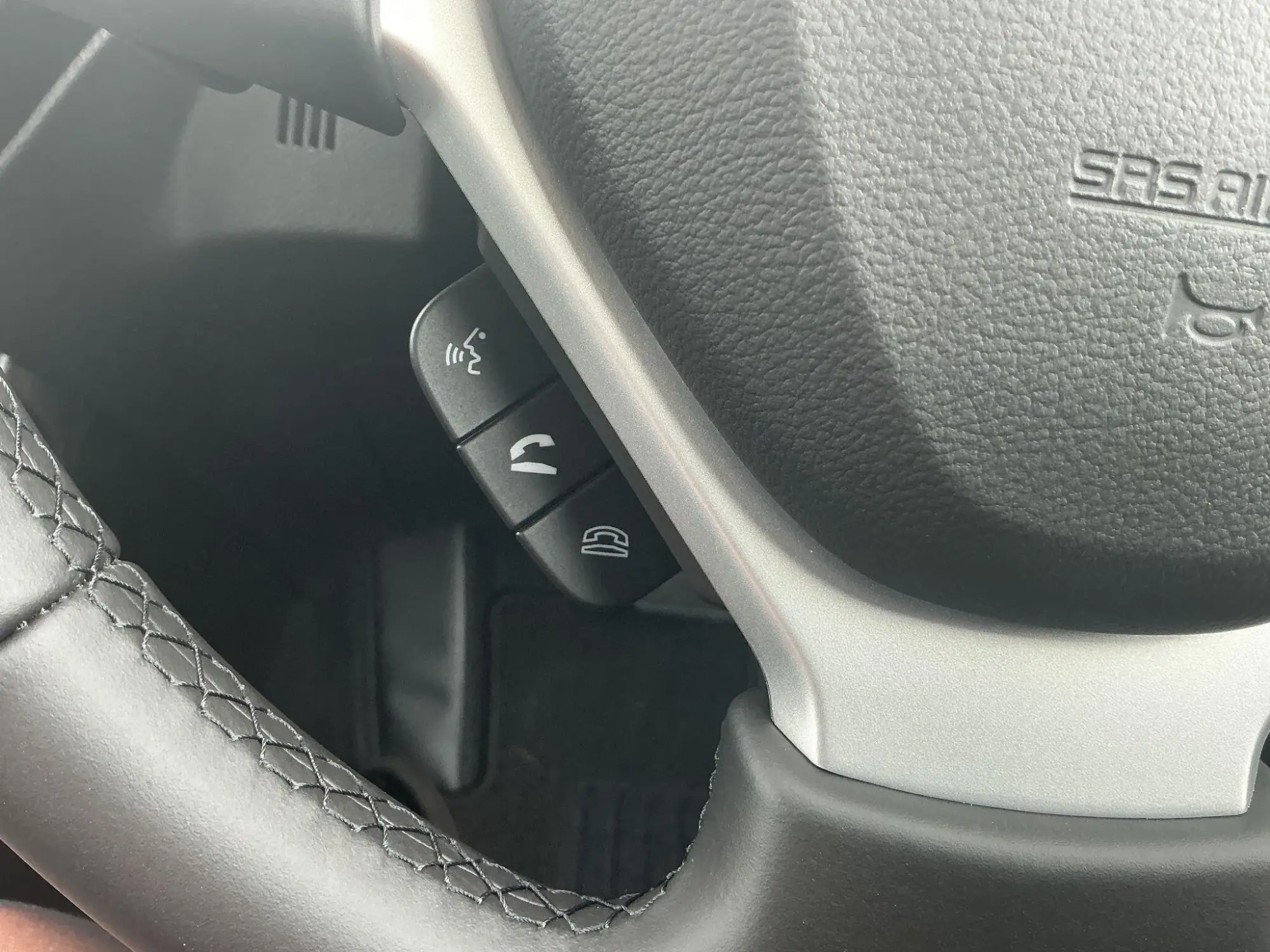Suzuki S-Cross Image 23