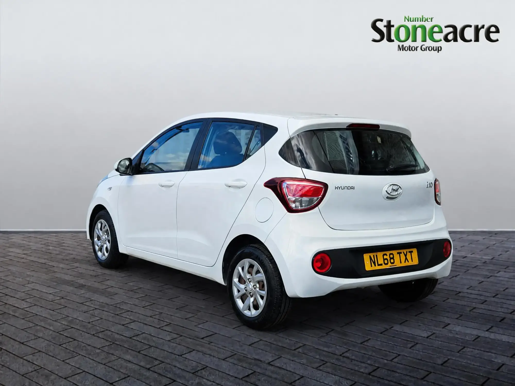Hyundai i10 Image 5 Hyundai i10 Image 5