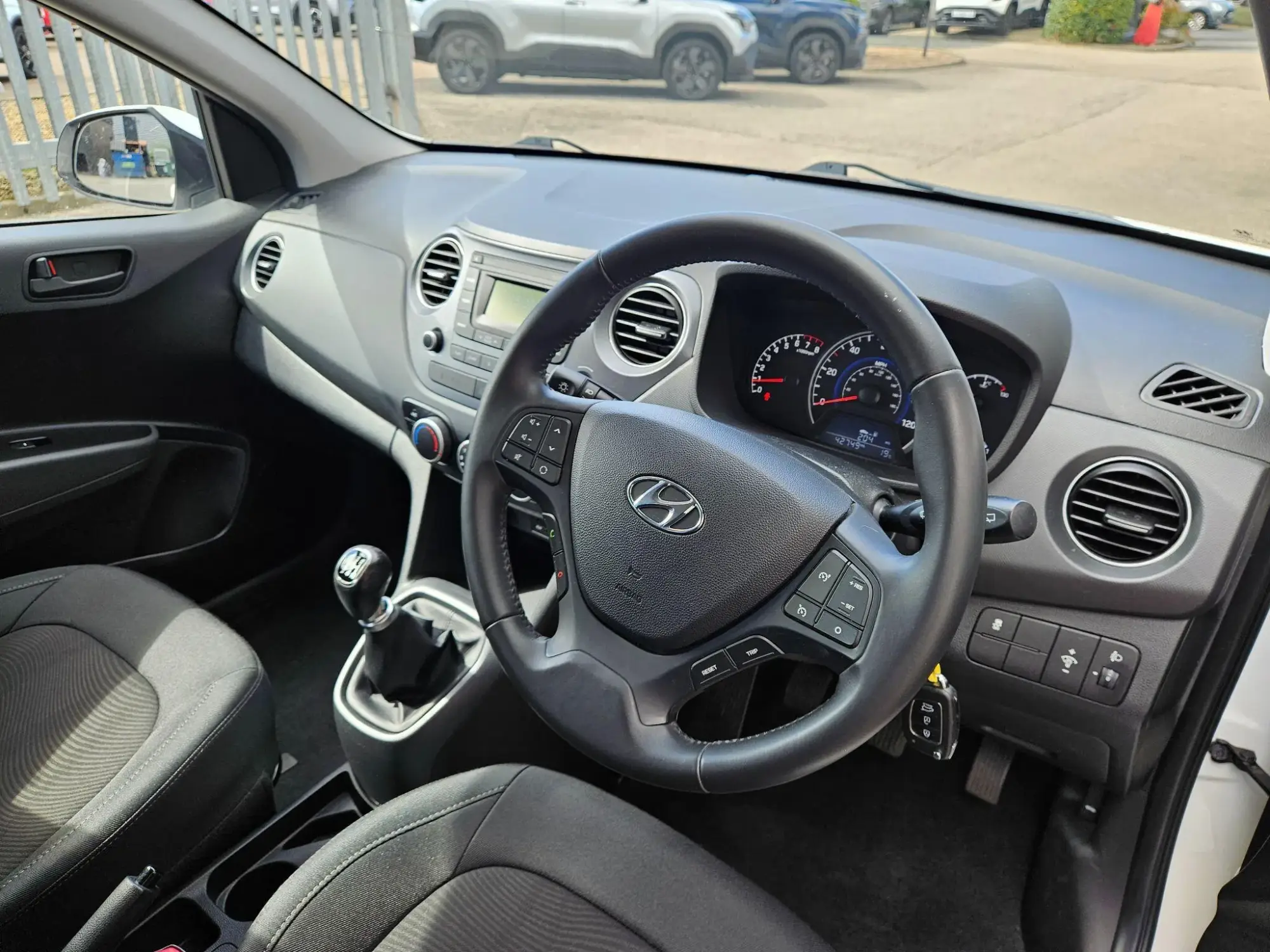 Hyundai i10 Image 11 Hyundai i10 Image 11