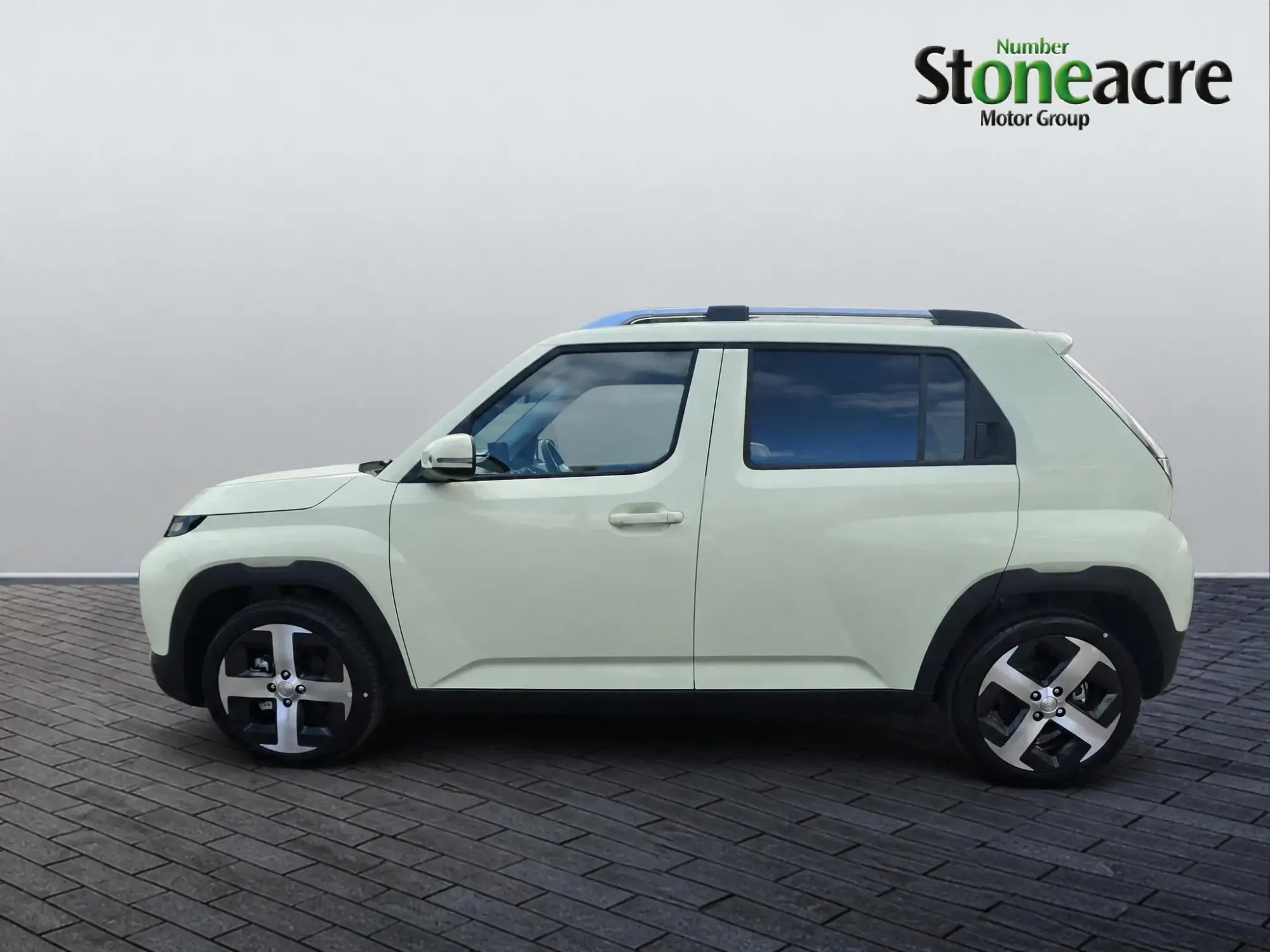 Hyundai INSTER Image 5