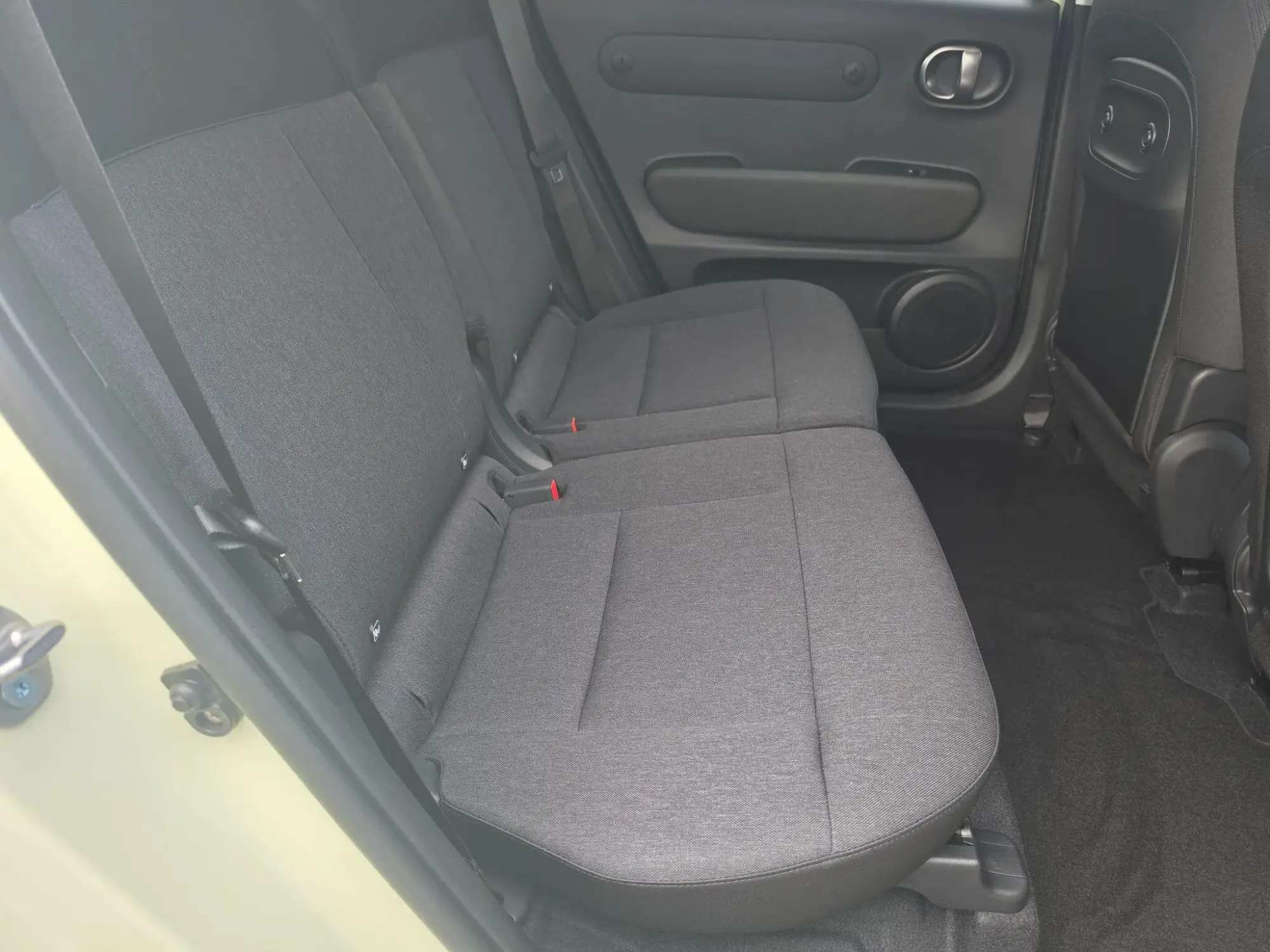 Hyundai INSTER Image 12