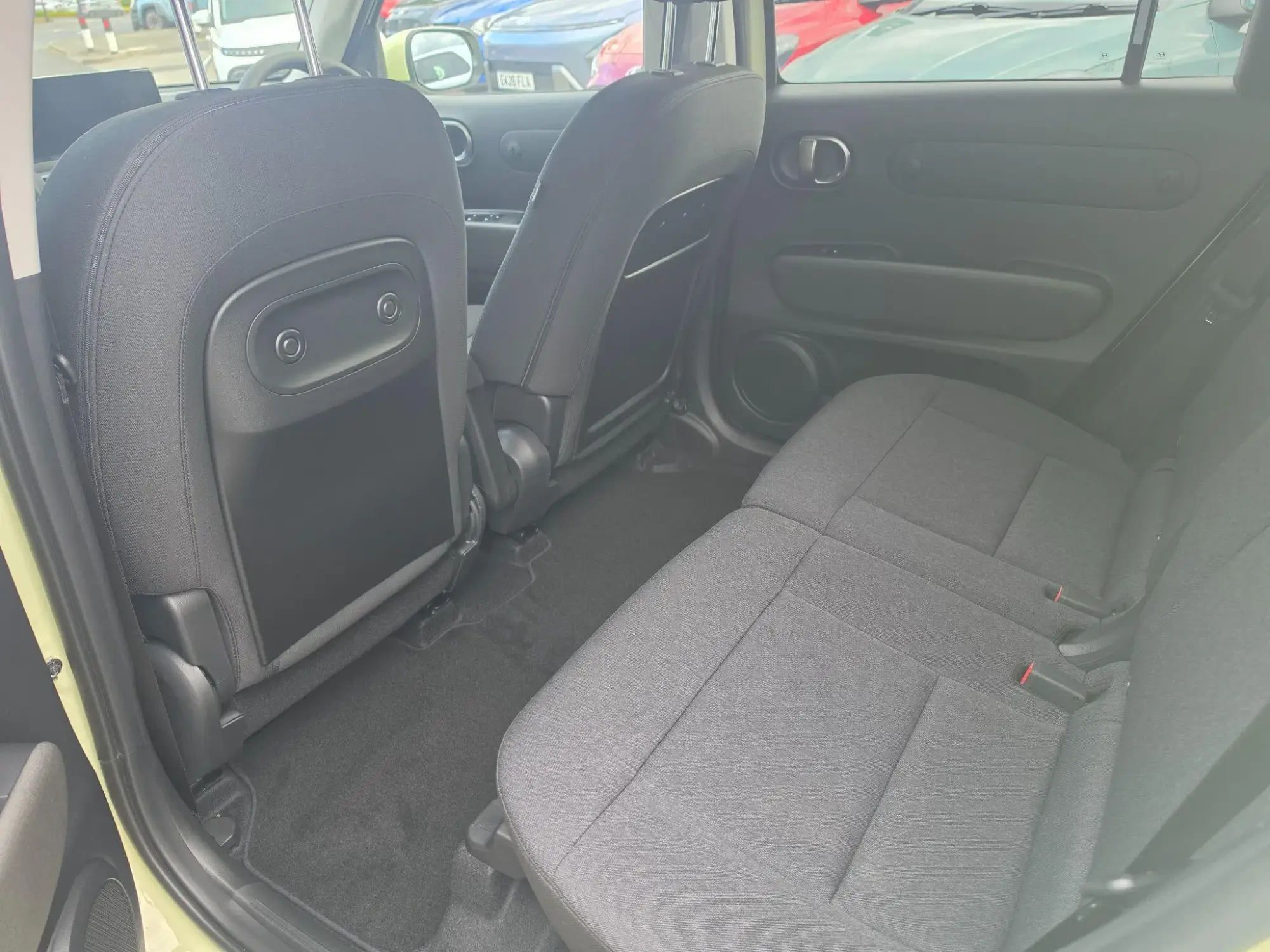 Hyundai INSTER Image 13
