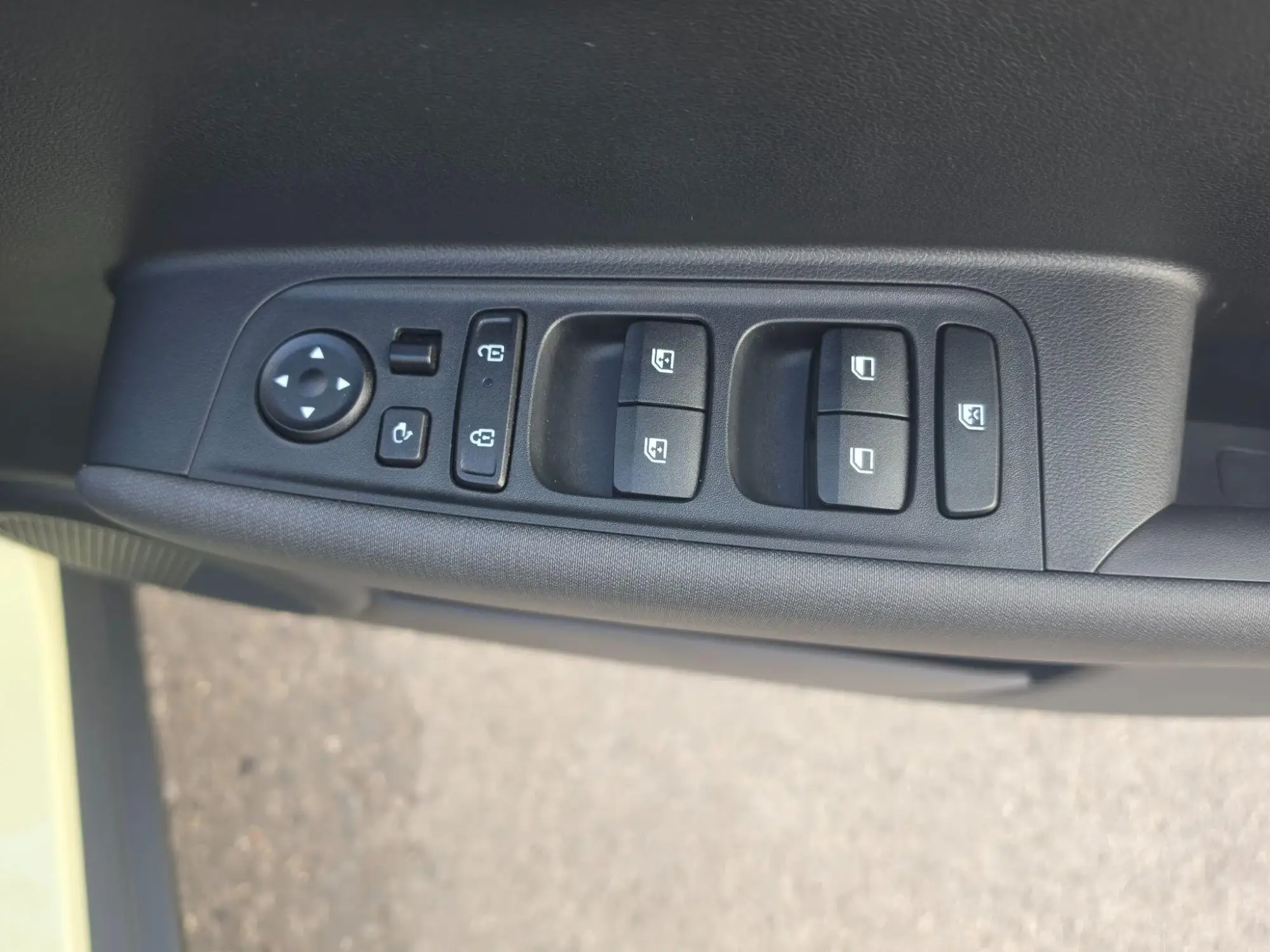 Hyundai INSTER Image 14