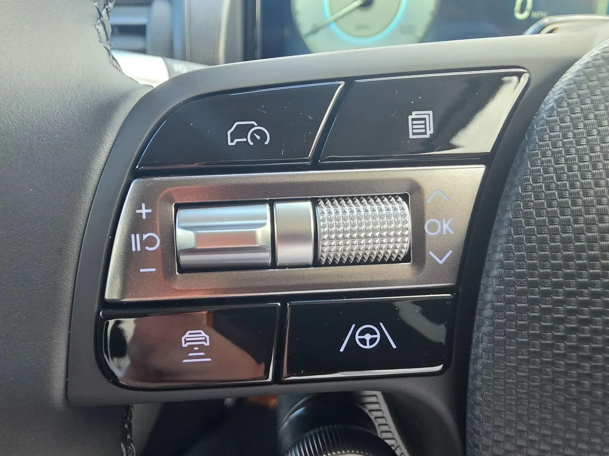 Hyundai INSTER Image 15