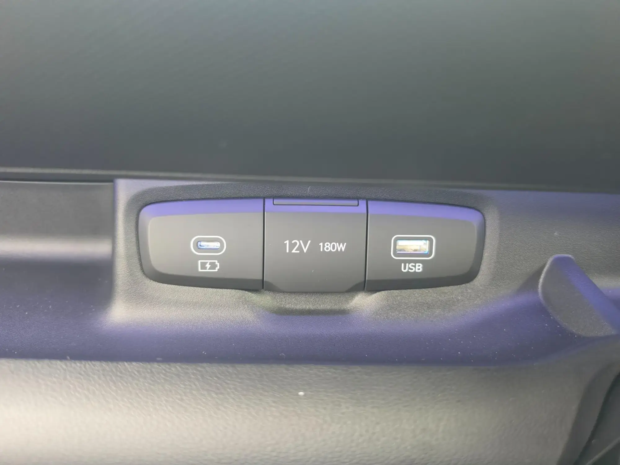 Hyundai INSTER Image 22