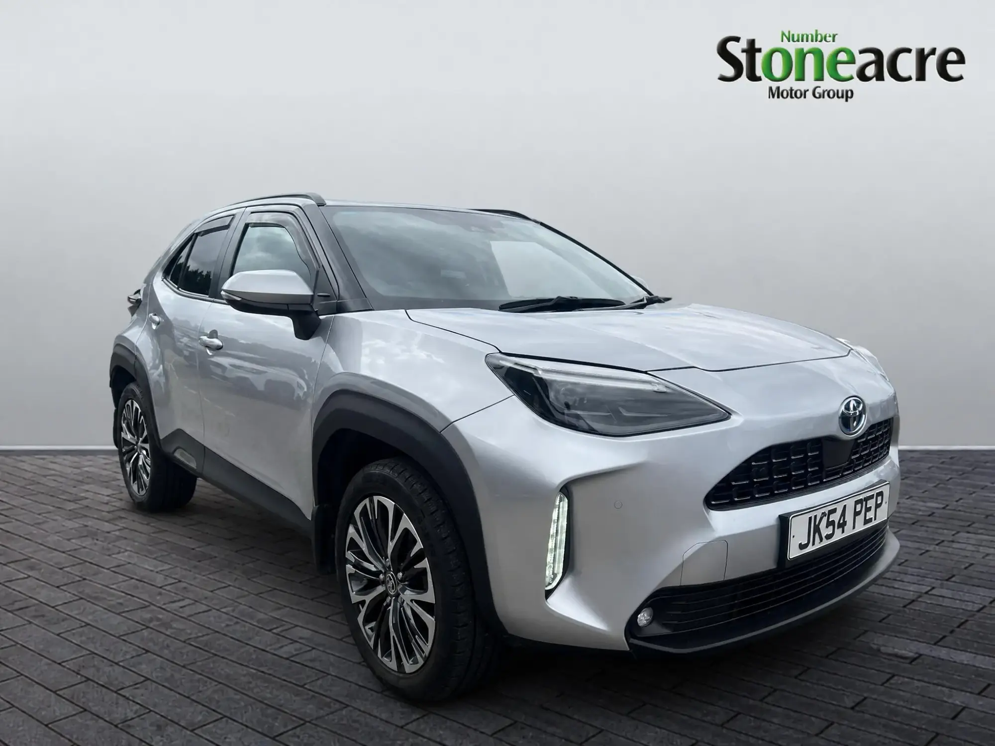 Toyota Yaris Cross 1.5 Hybrid Excel AWD 5dr CVT BG23JBZ Image 1