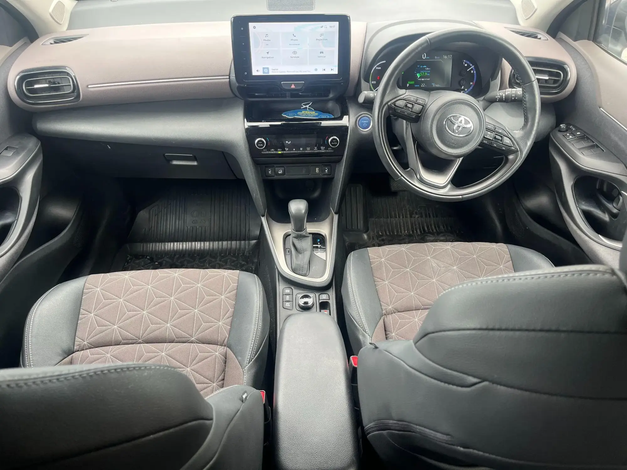 Toyota Yaris Cross Image 9 Toyota Yaris Cross Image 9