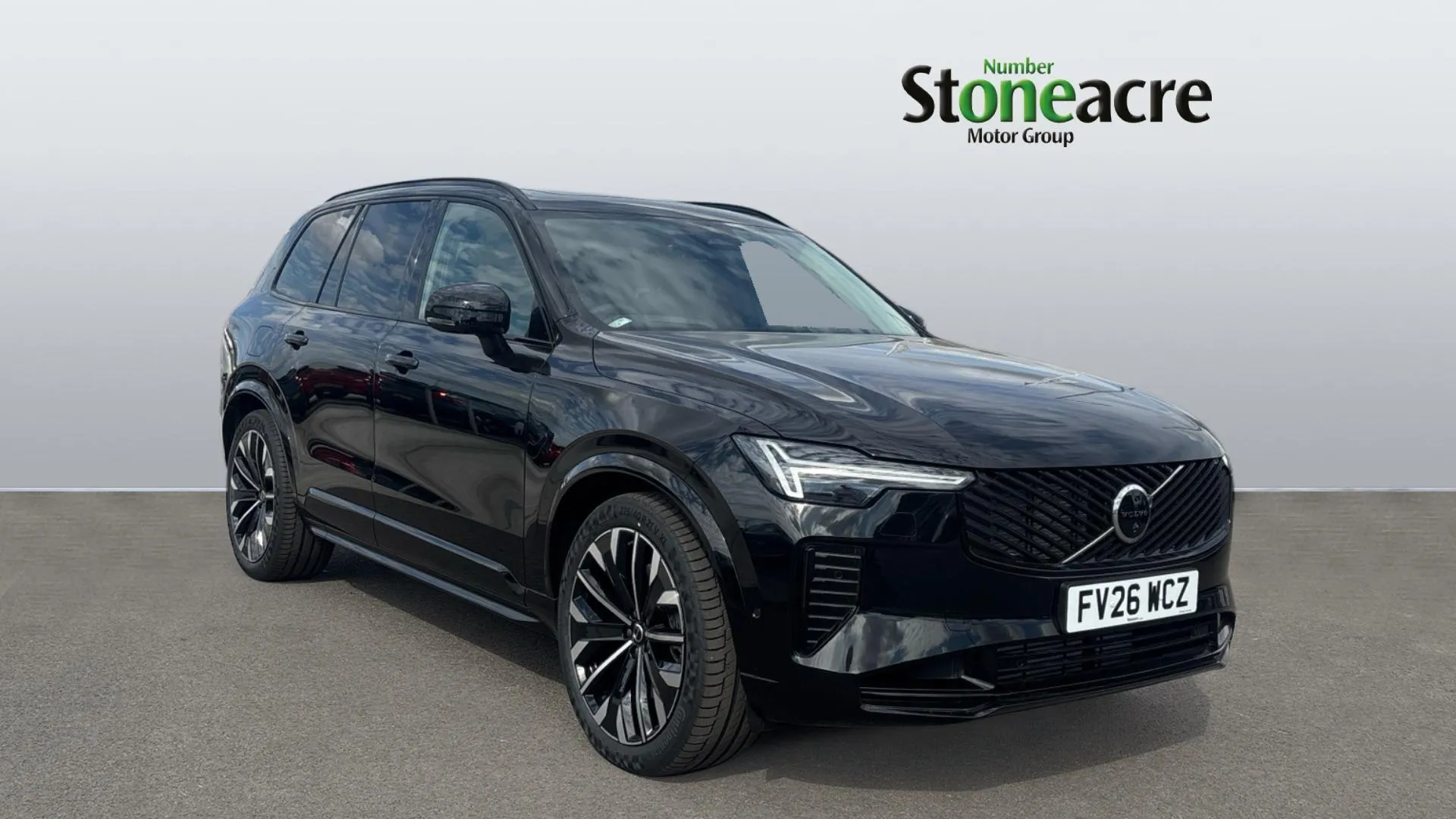 Volvo XC90 Plug-In Hybrid listing photo