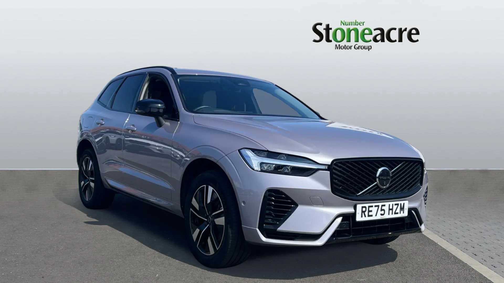 Volvo XC60 listing photo