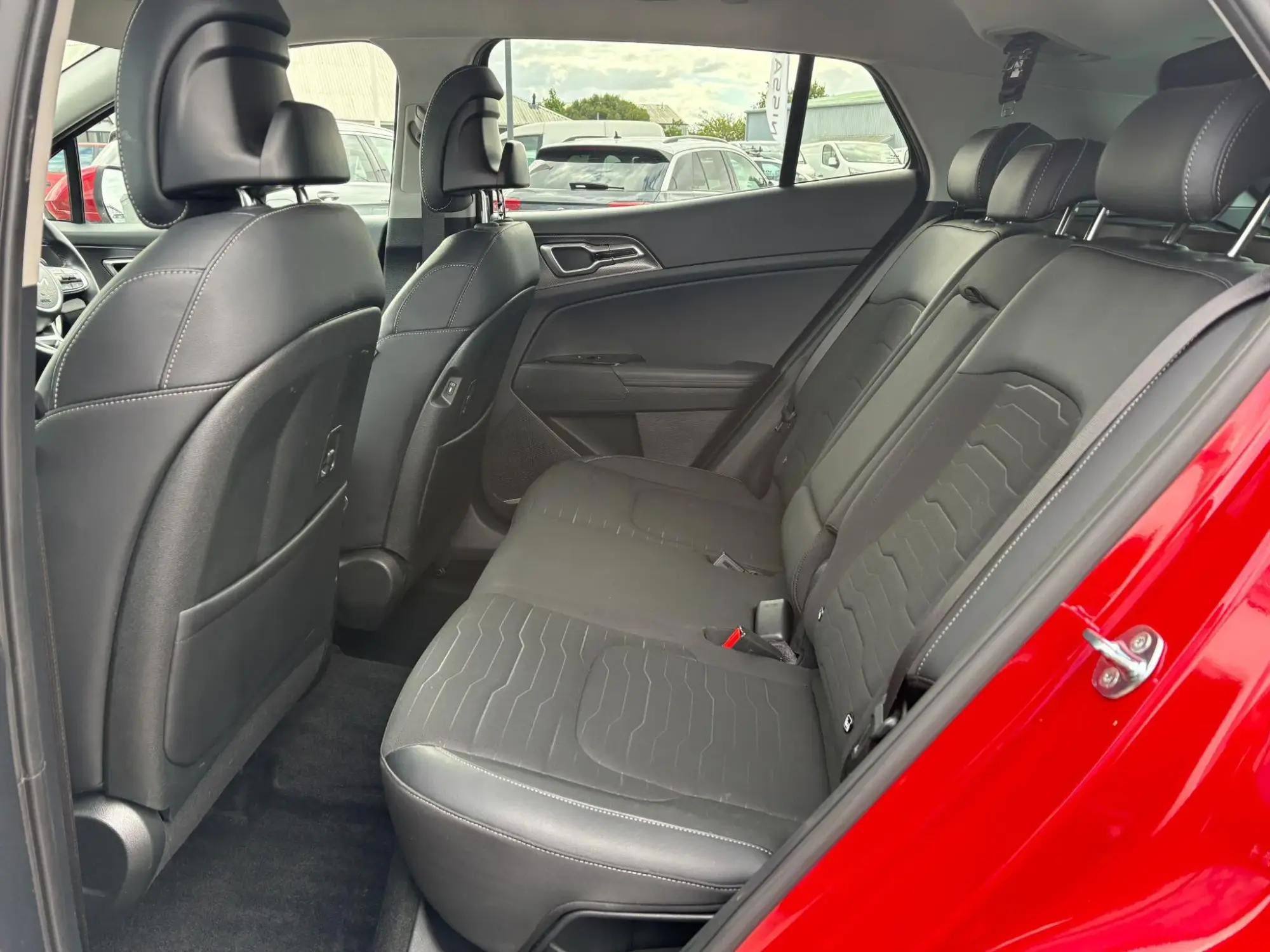 Kia Sportage Image 13