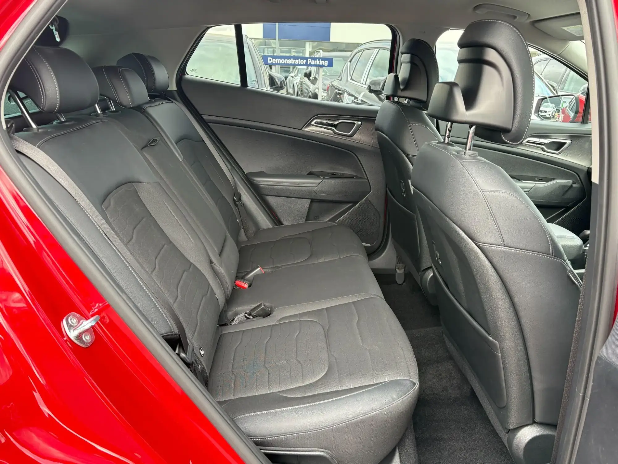 Kia Sportage Image 14