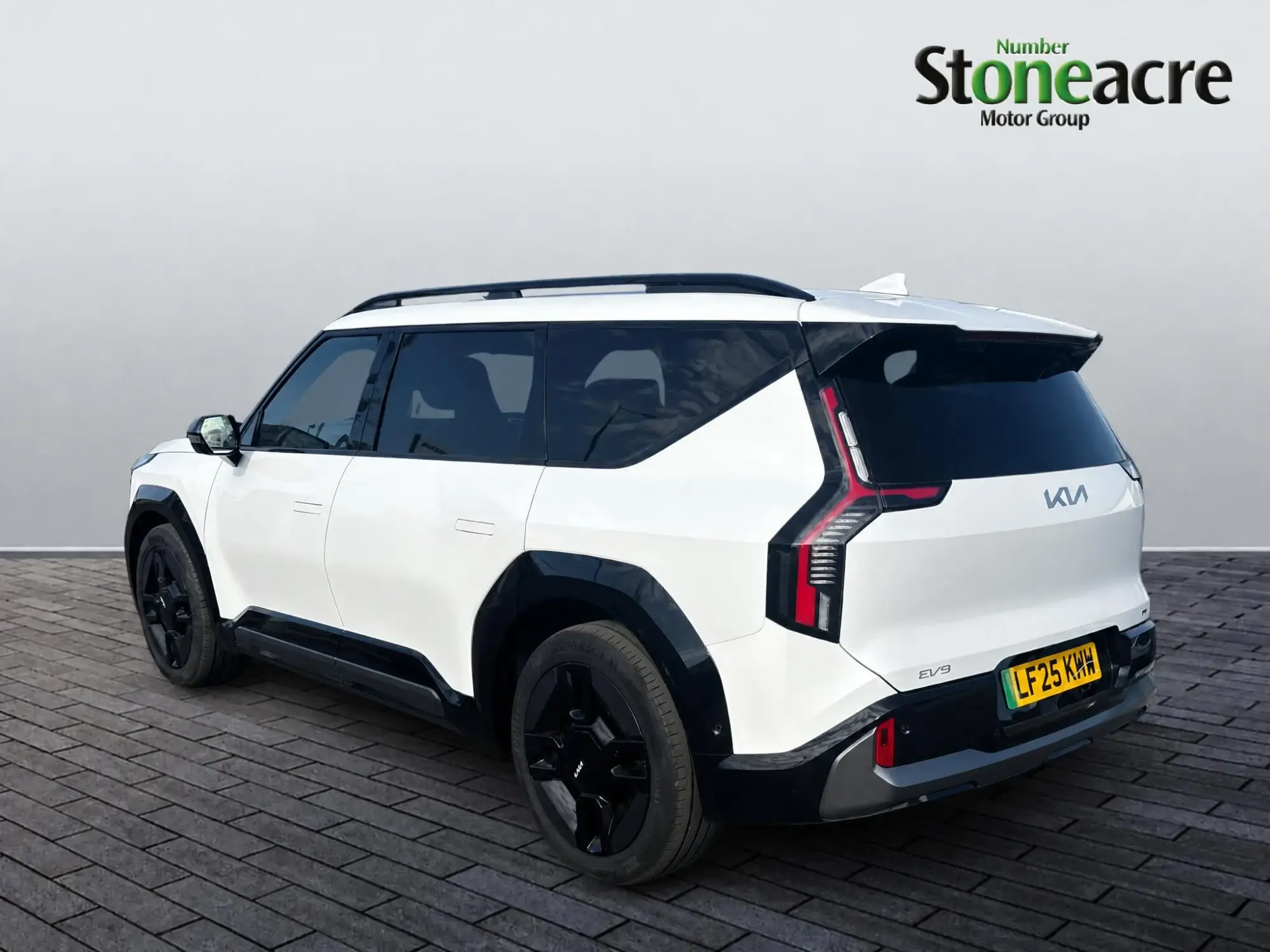 Kia EV9 Image 4