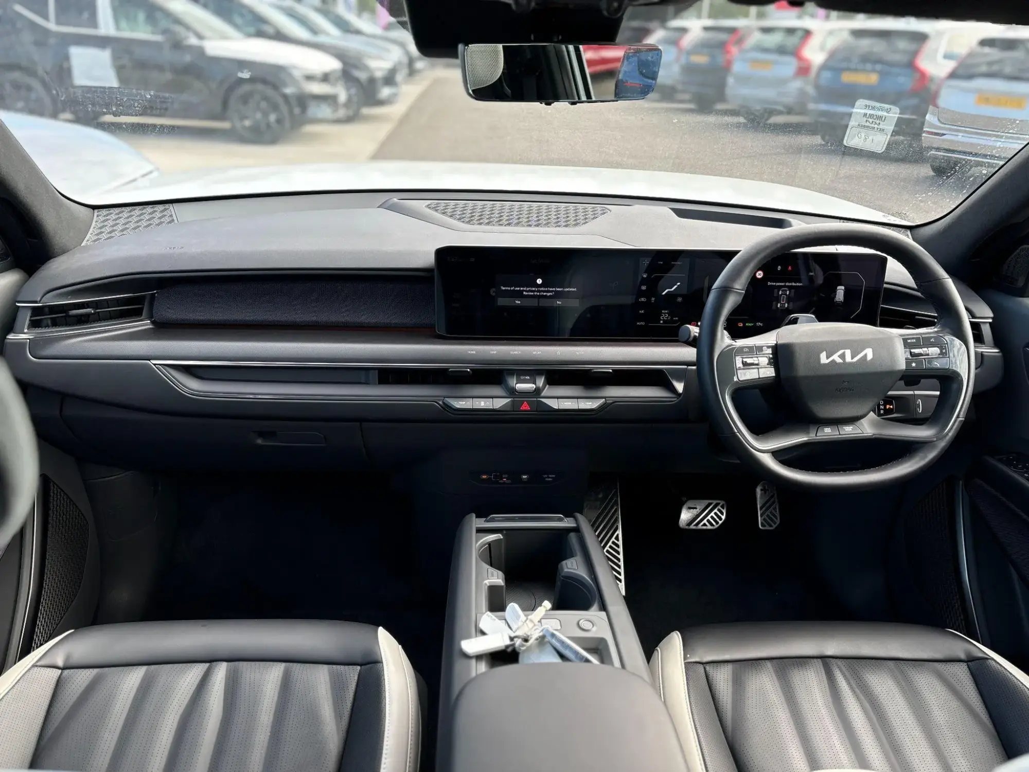 Kia EV9 Image 11