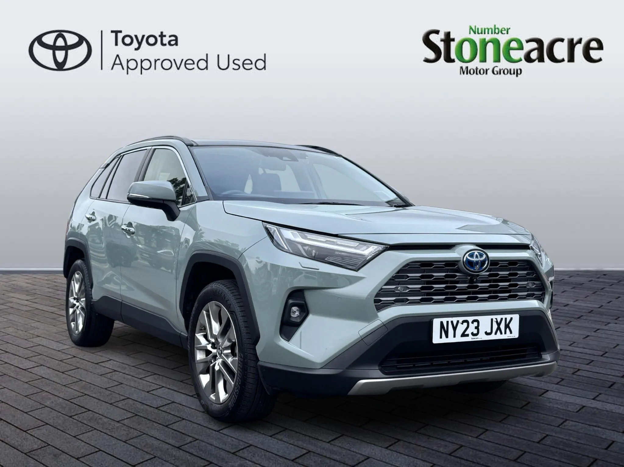 Toyota RAV4 listing photo