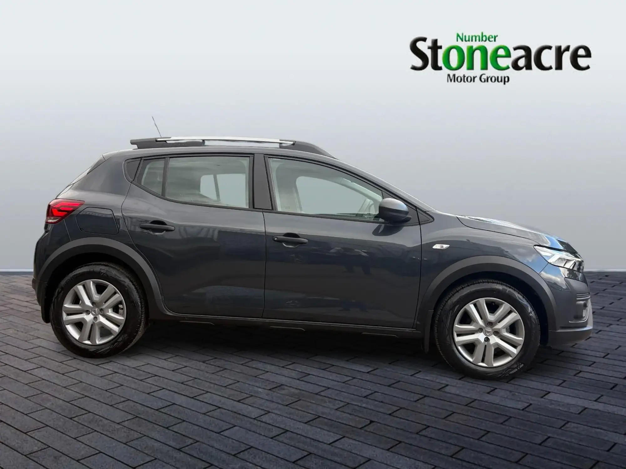 Dacia Sandero Stepway Image 2 Dacia Sandero Stepway Image 2