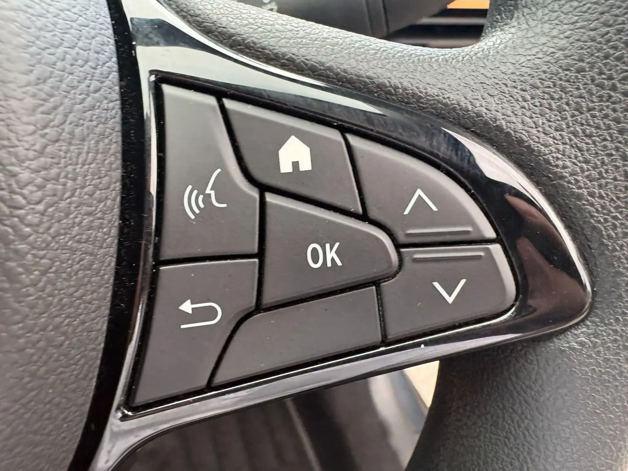 Dacia Sandero Stepway Image 14 Dacia Sandero Stepway Image 14
