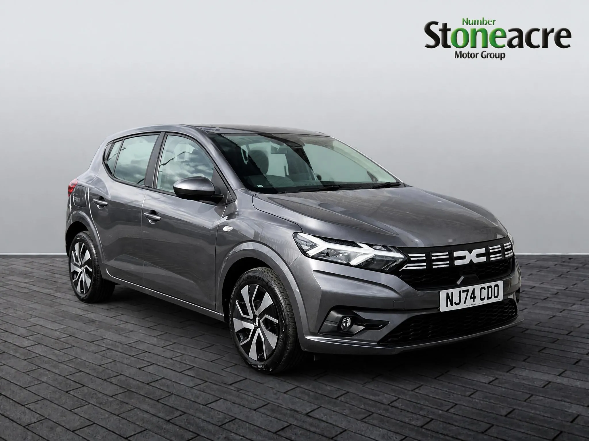 Dacia Sandero listing photo