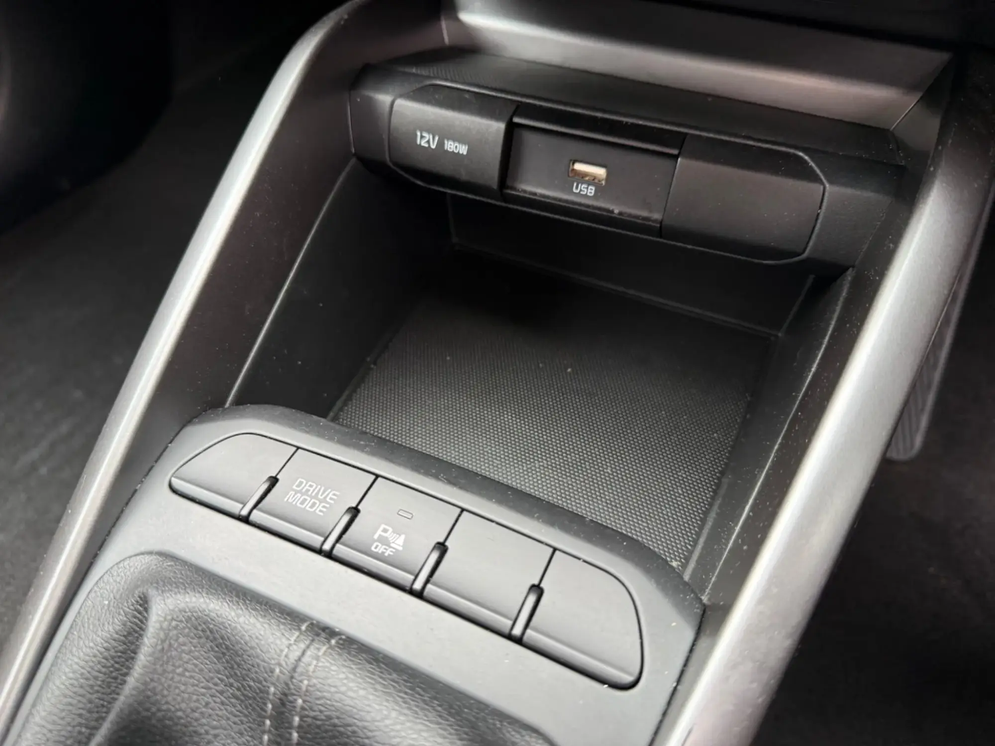 Kia Stonic Image 20