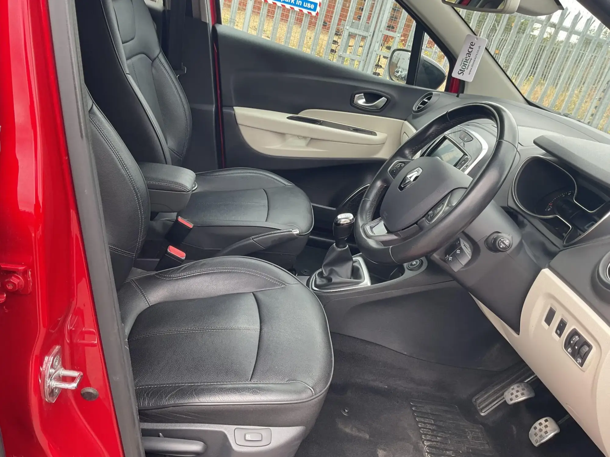 Renault Captur Image 13