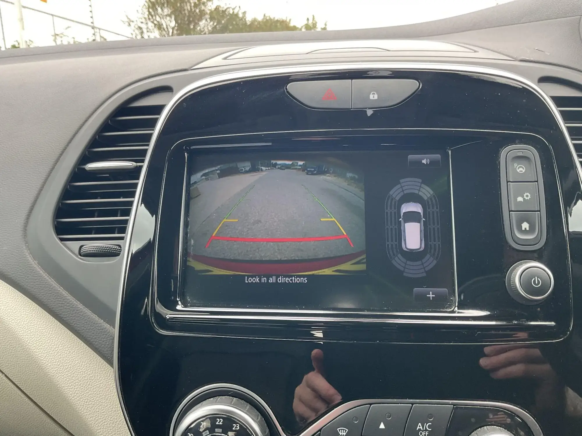 Renault Captur Image 18