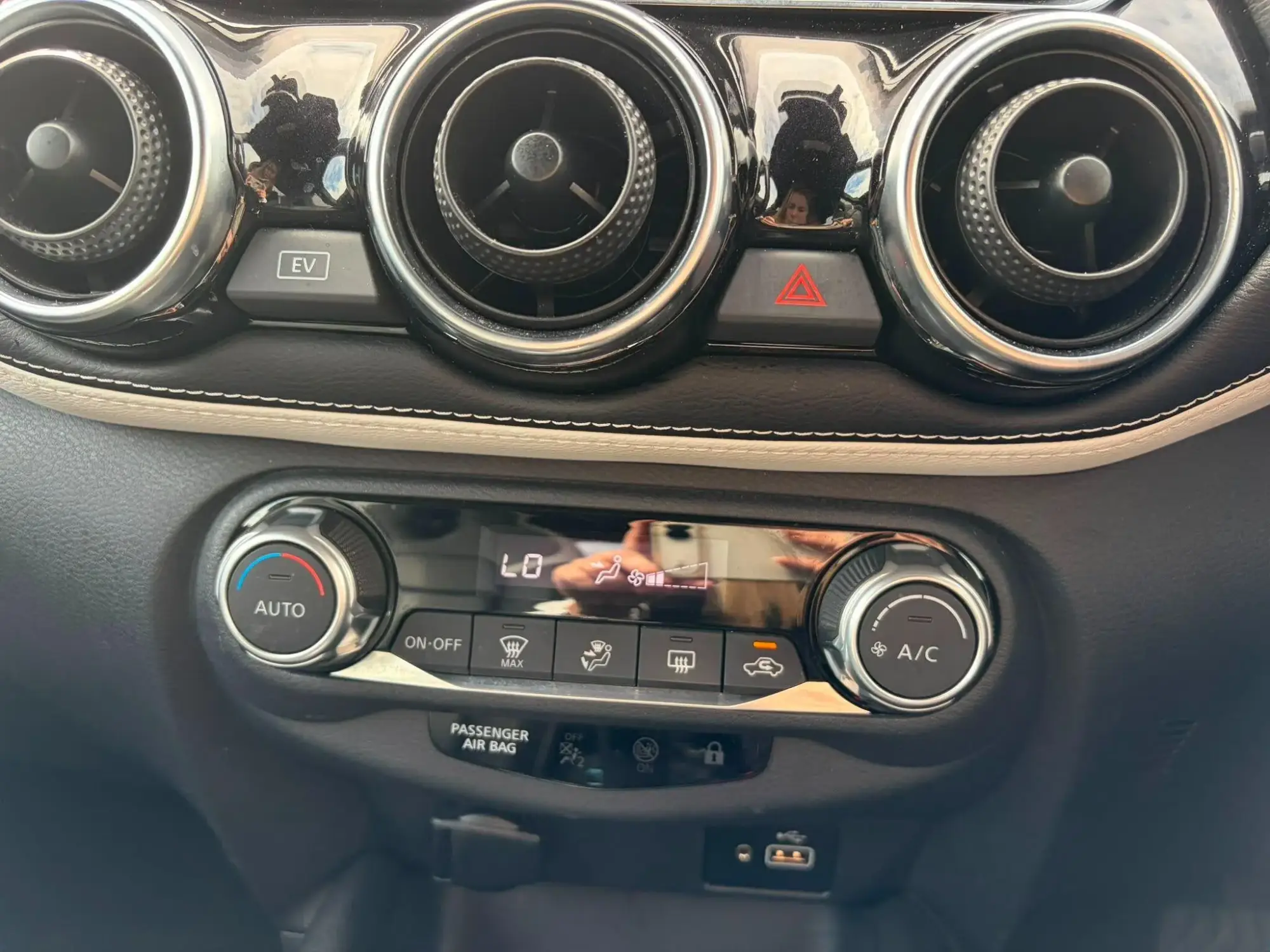 Nissan Juke Hybrid Image 11