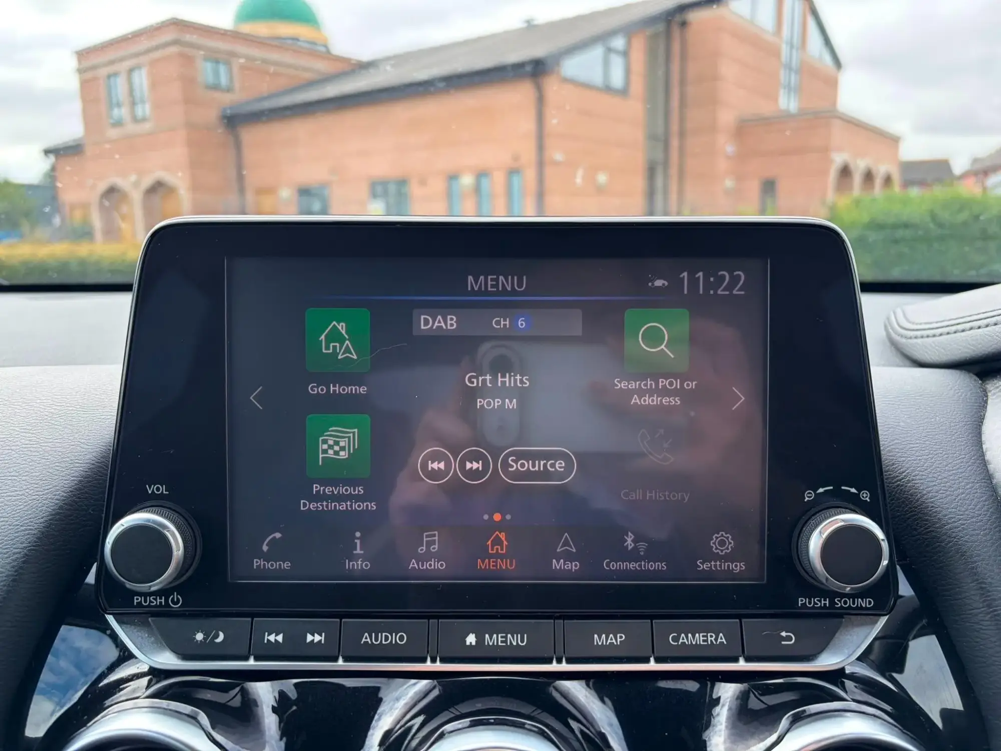 Nissan Juke Hybrid Image 19
