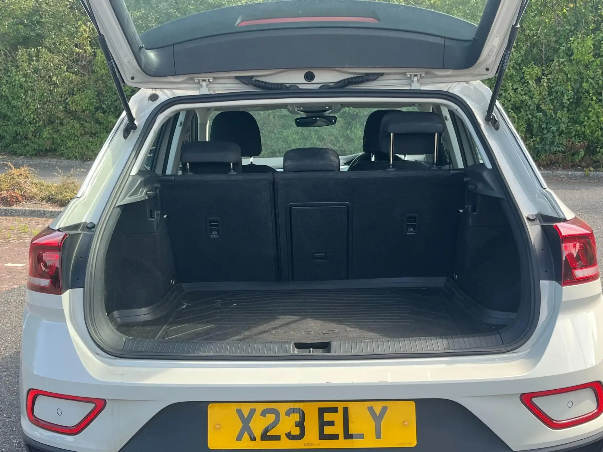 Volkswagen T-Roc Image 9