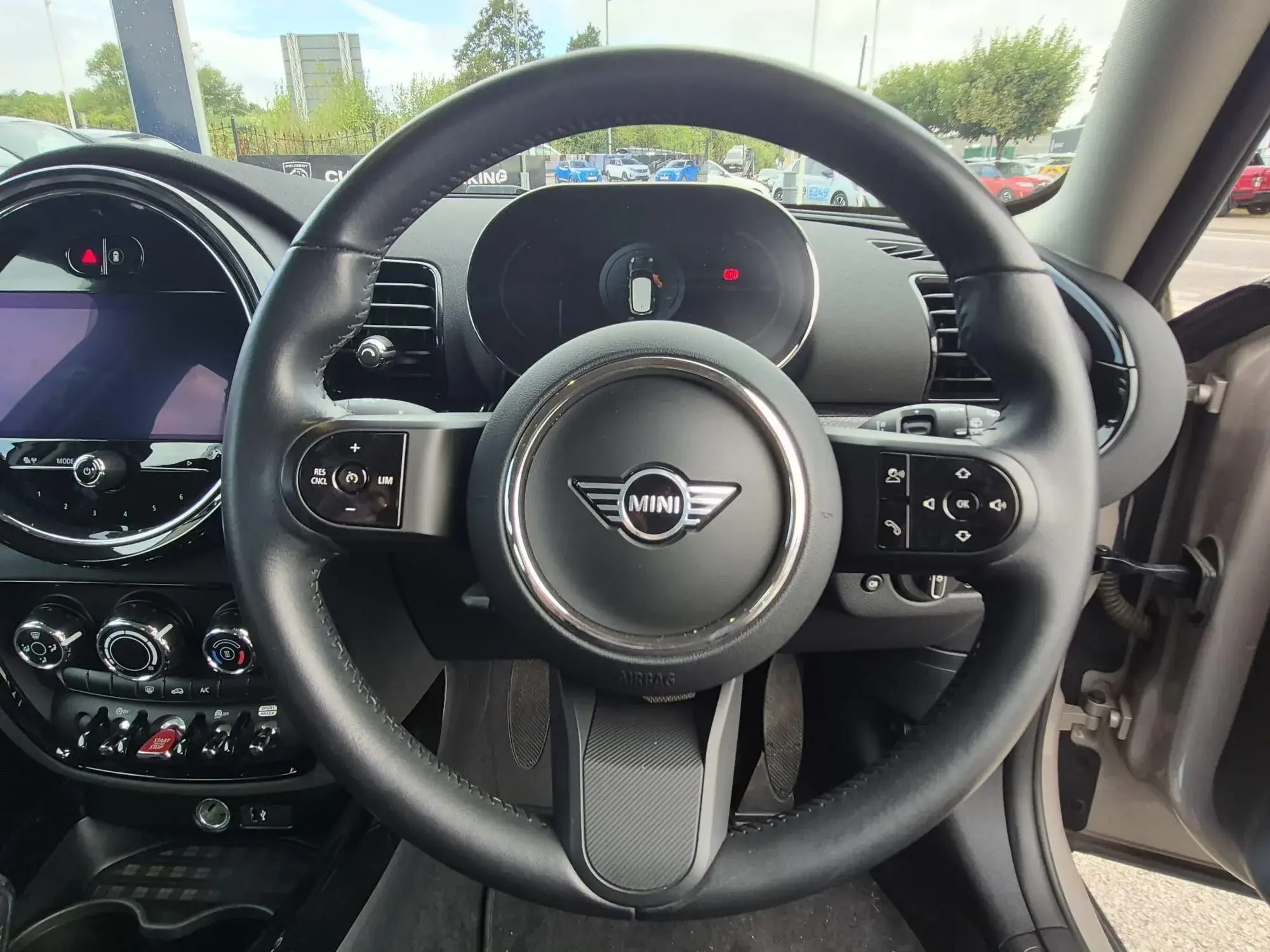 MINI Clubman Image 21
