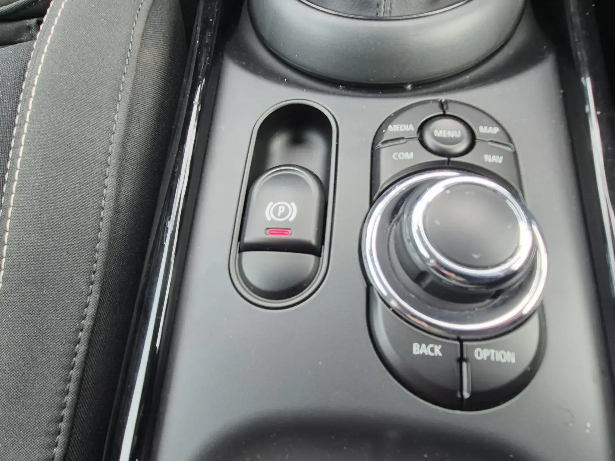 MINI Clubman Image 30
