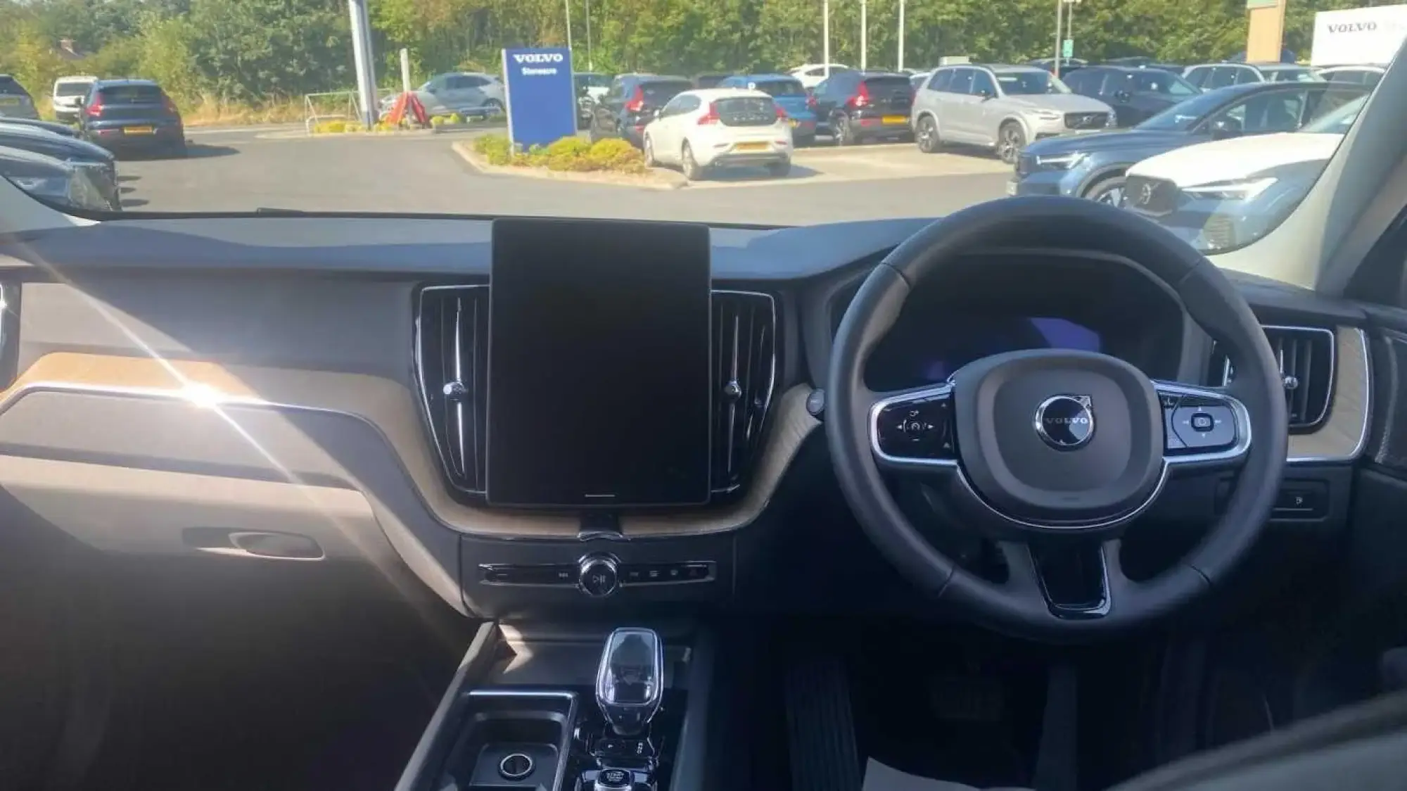 Volvo XC60 Image 8 Volvo XC60 Image 8